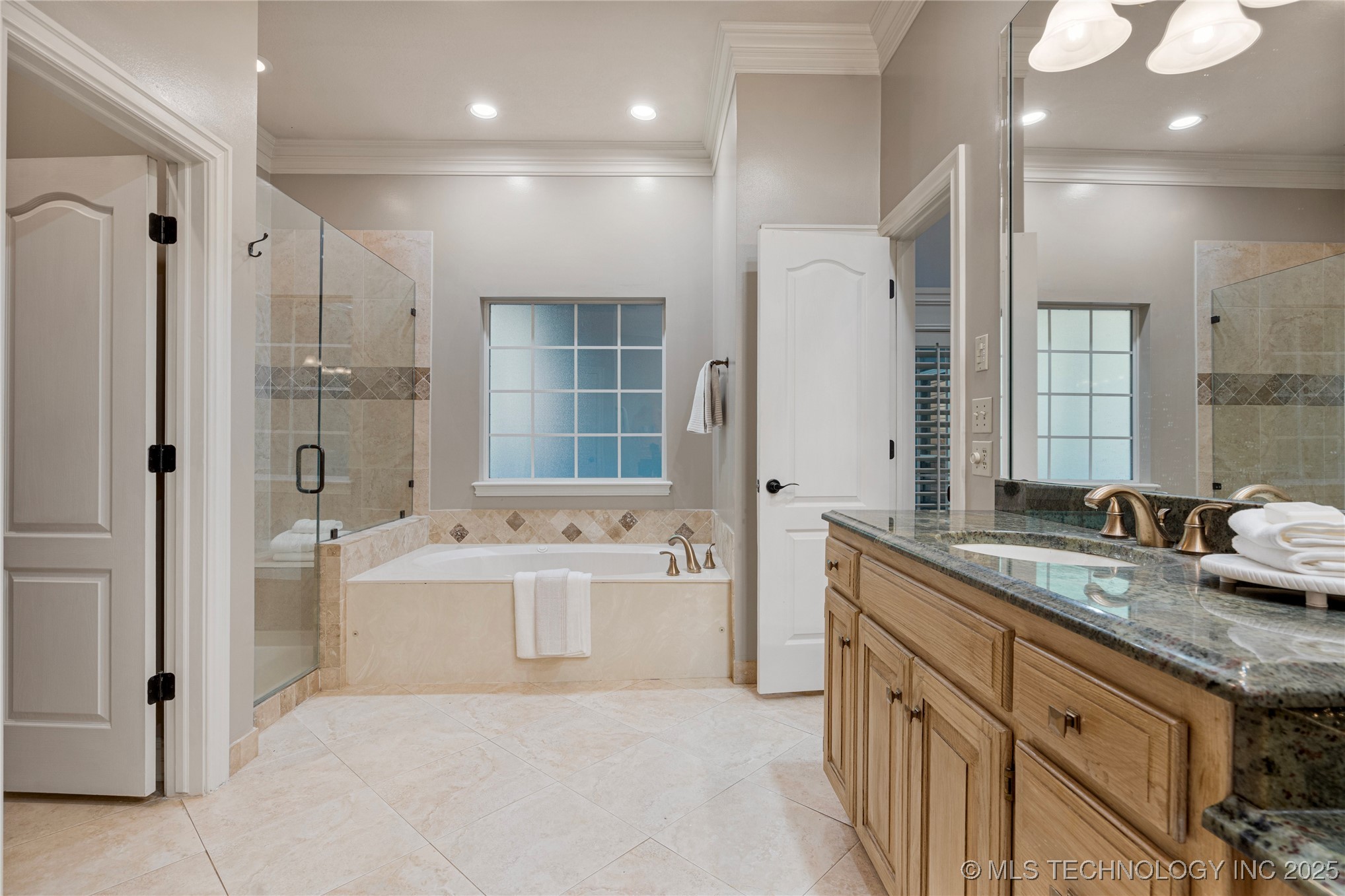 11712 S Allegheny Avenue