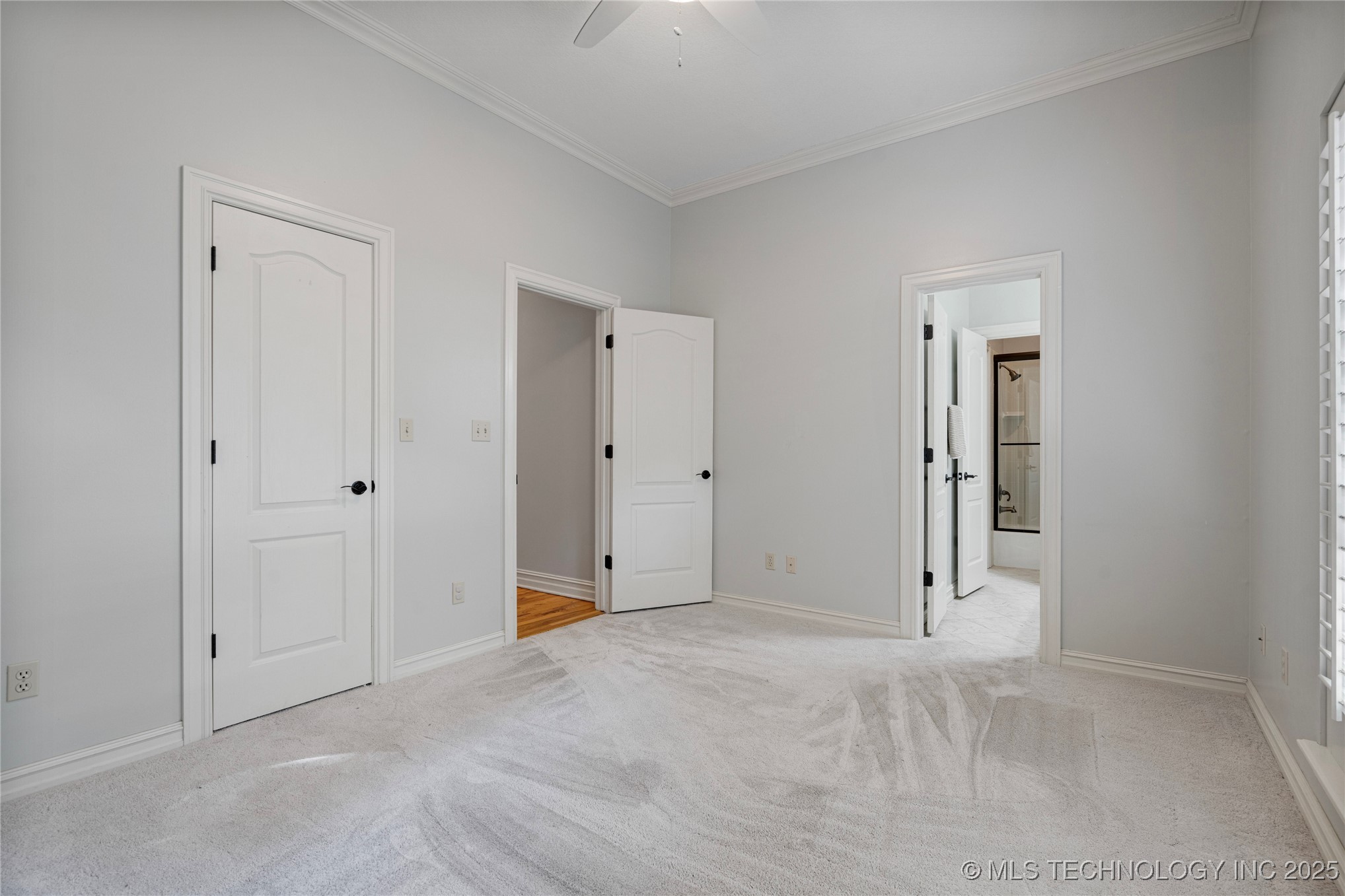 11712 S Allegheny Avenue