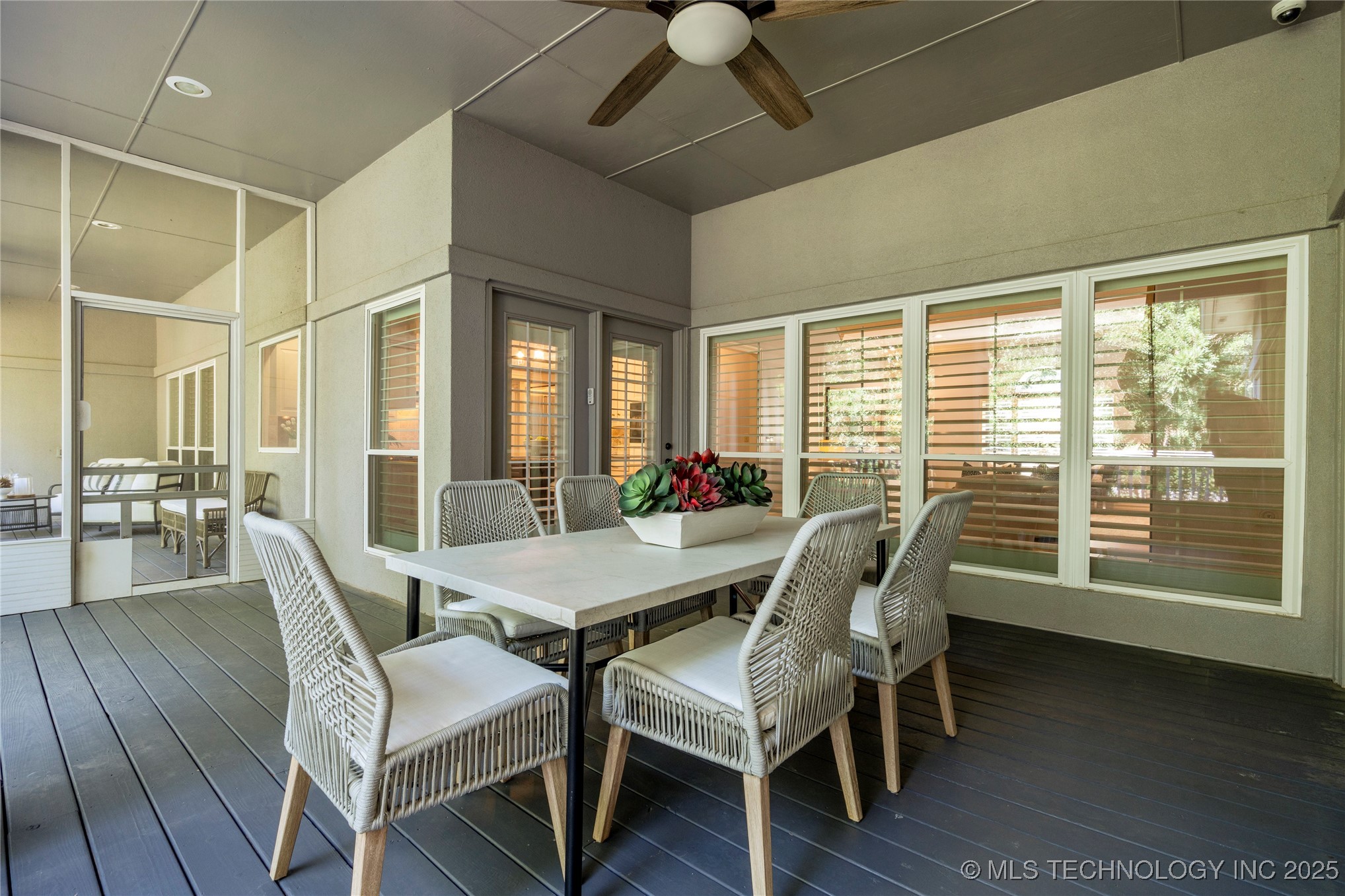 11712 S Allegheny Avenue