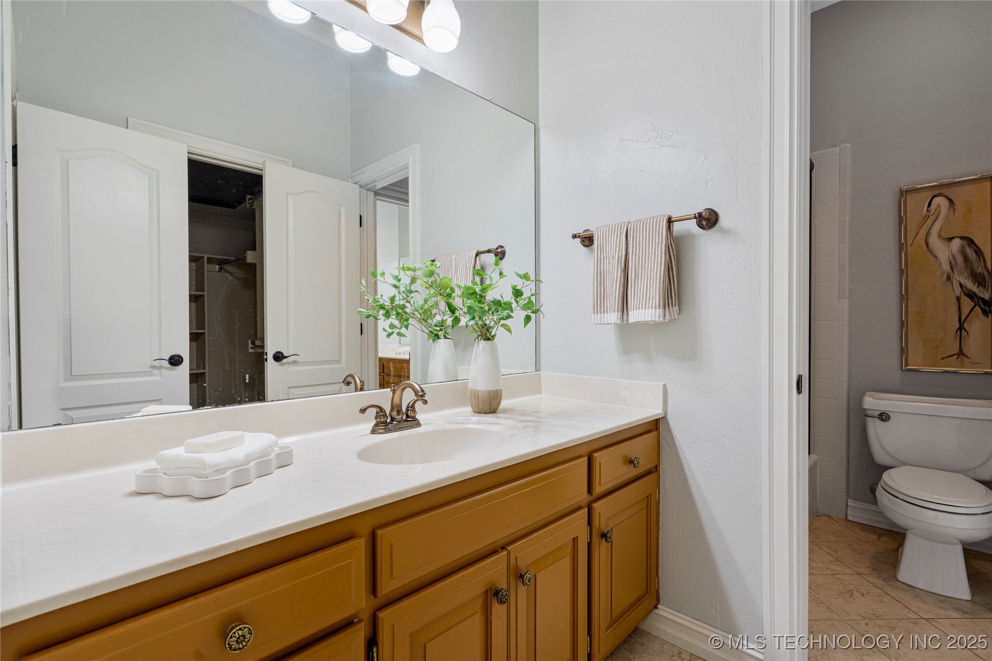 11712 S Allegheny Avenue