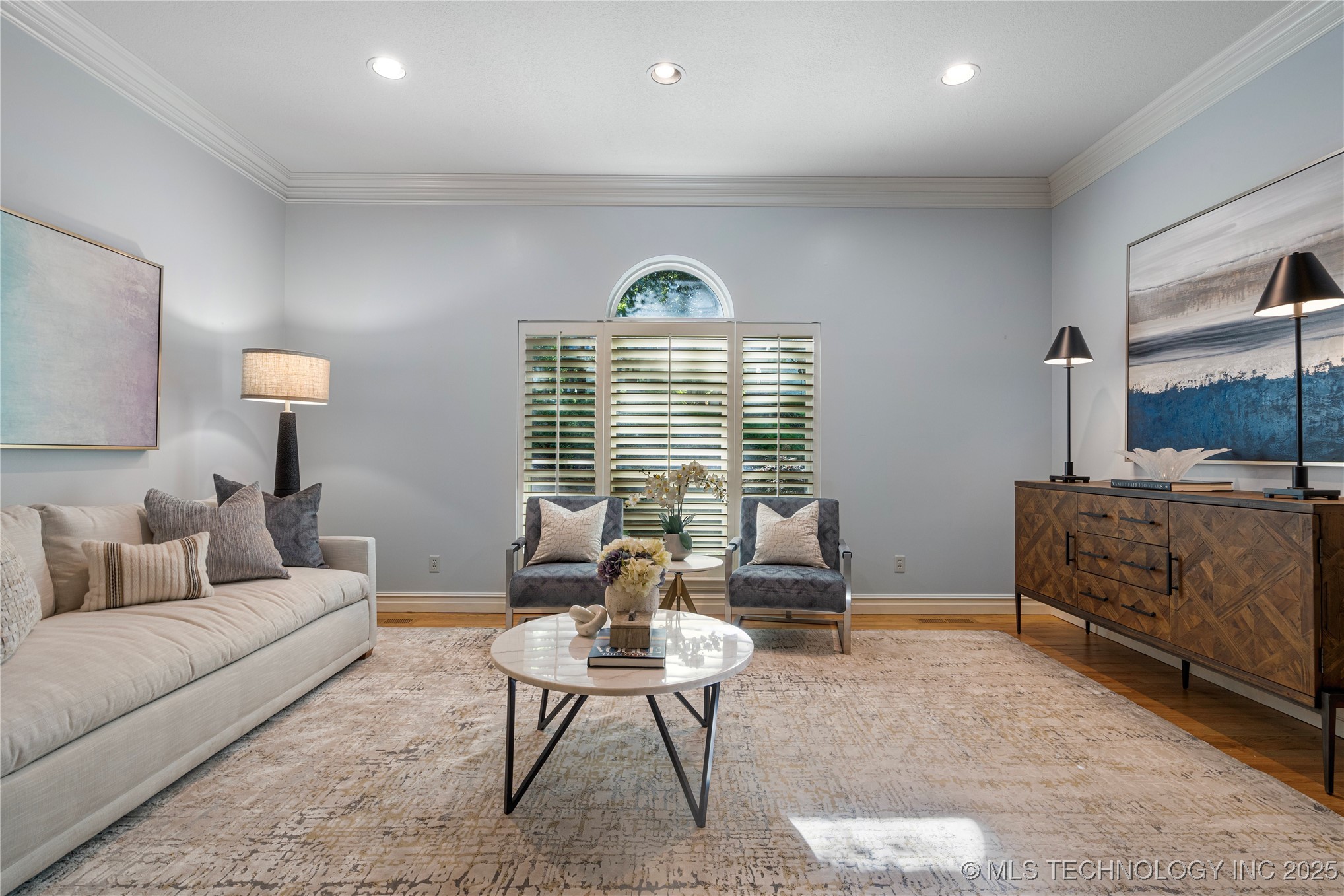 11712 S Allegheny Avenue