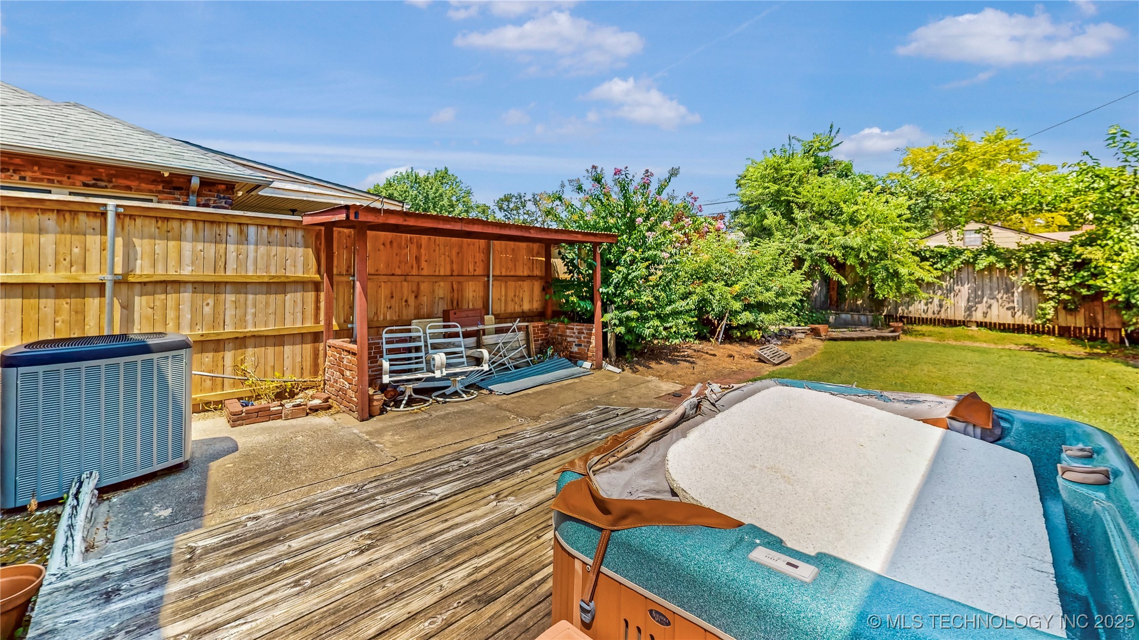 1243 E 32nd Street