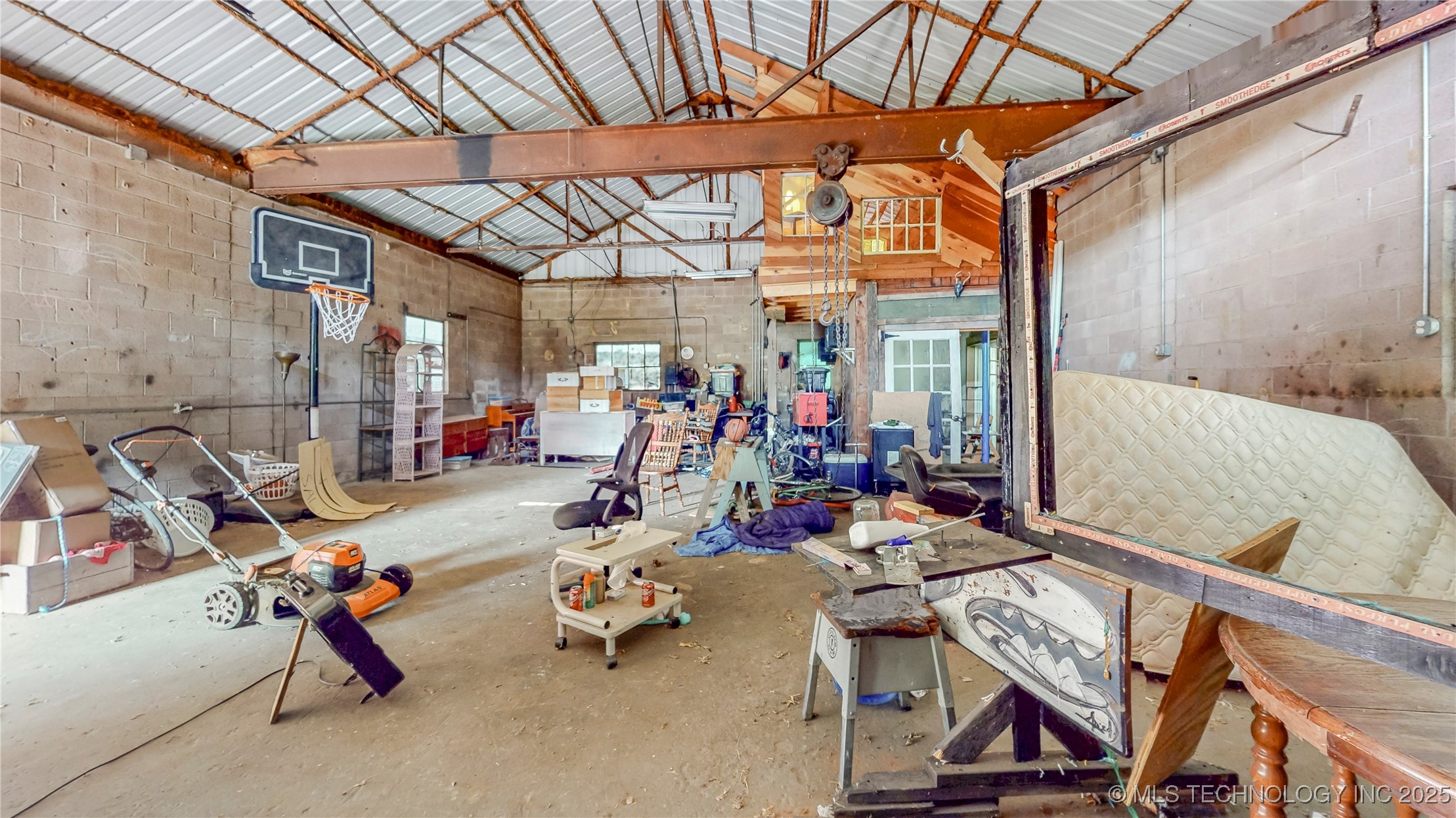 3504 W Edison Street