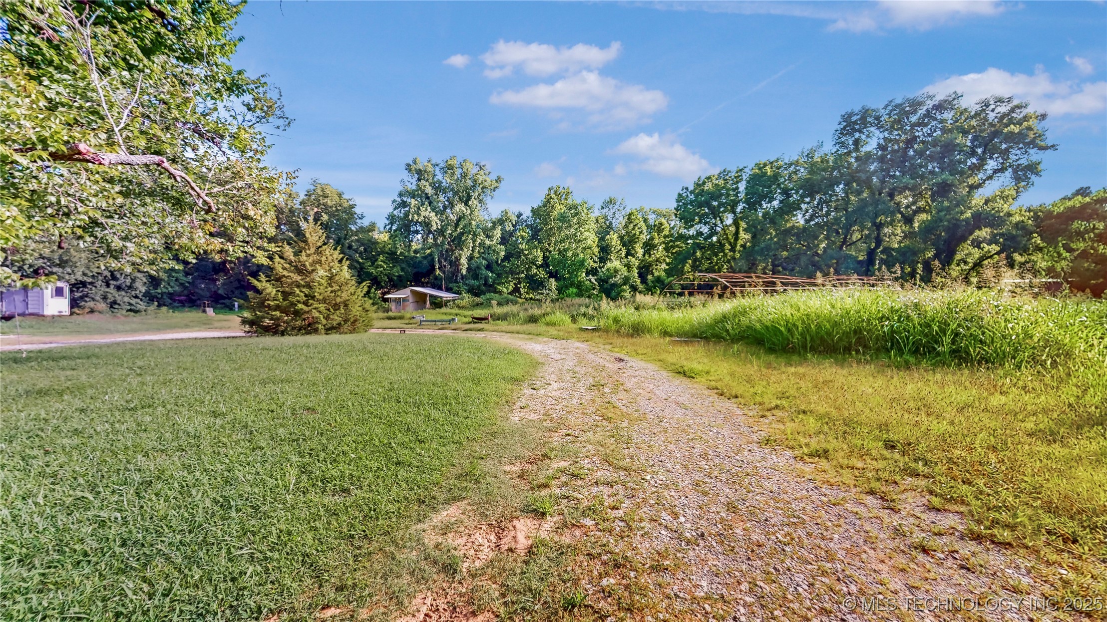 3504 W Edison Street