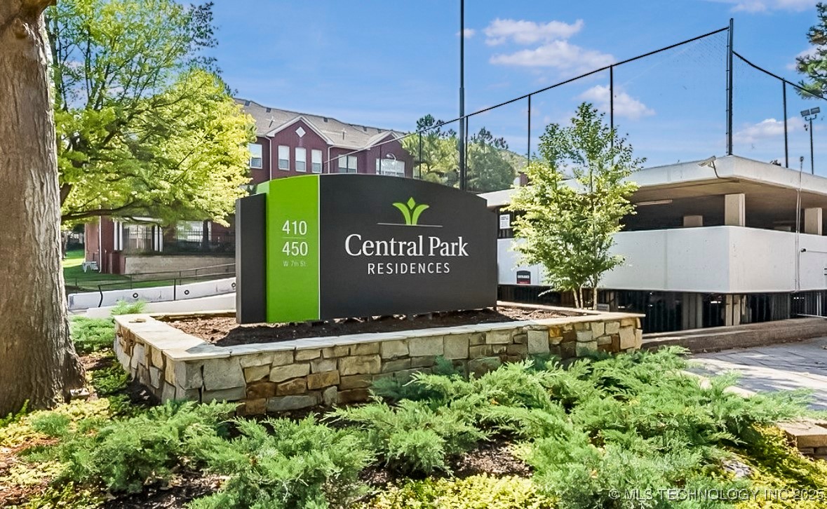 410 W 7th Street 1921