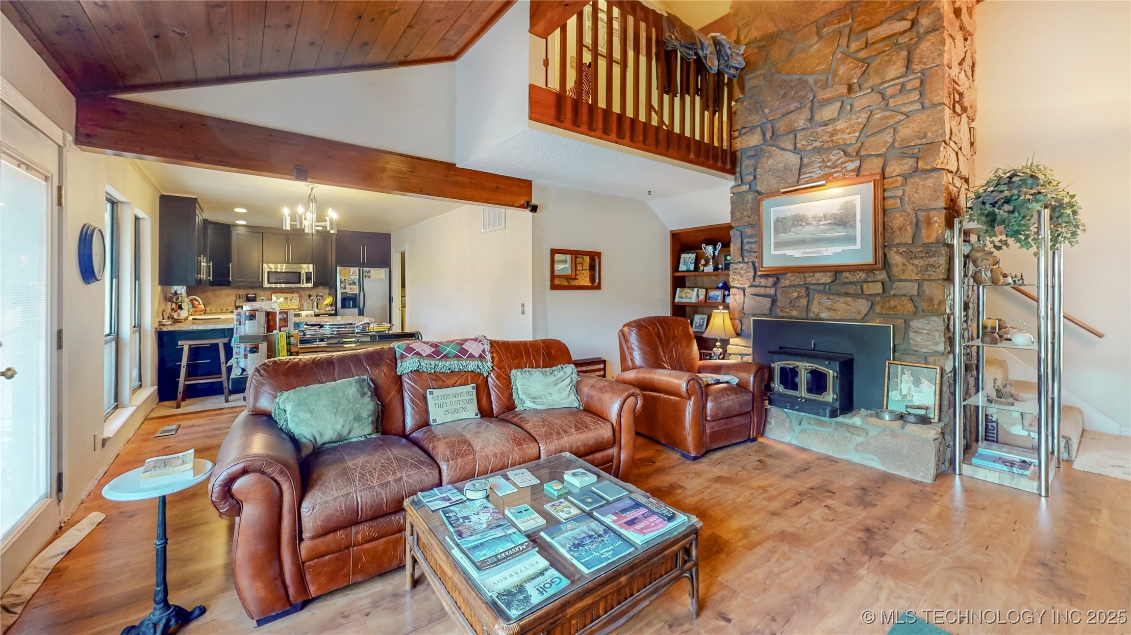 1013 W Queens Street