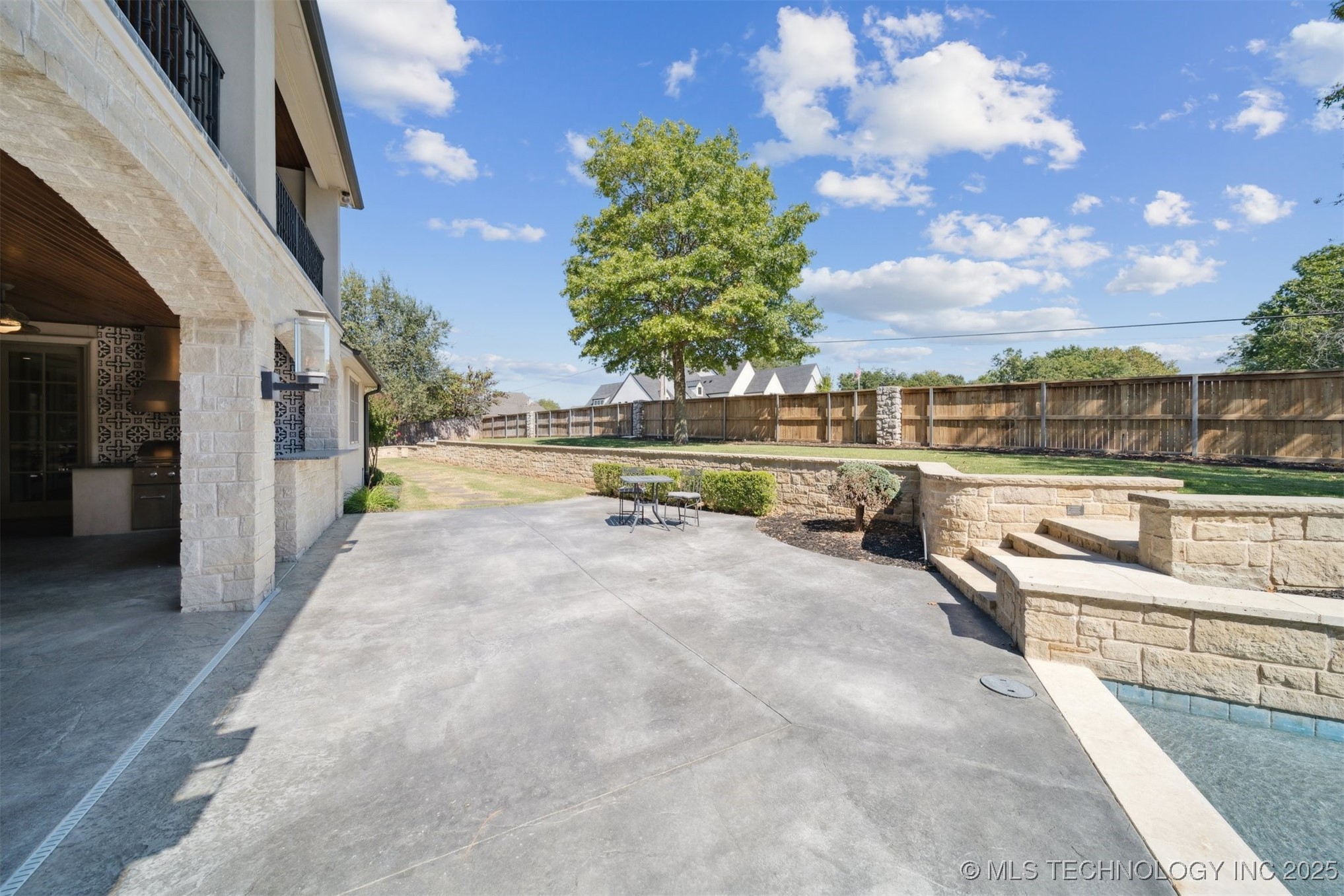 3633 E 104th Street