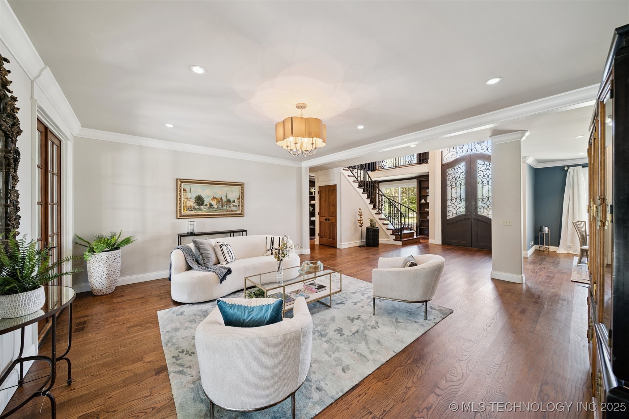 3633 E 104th Street