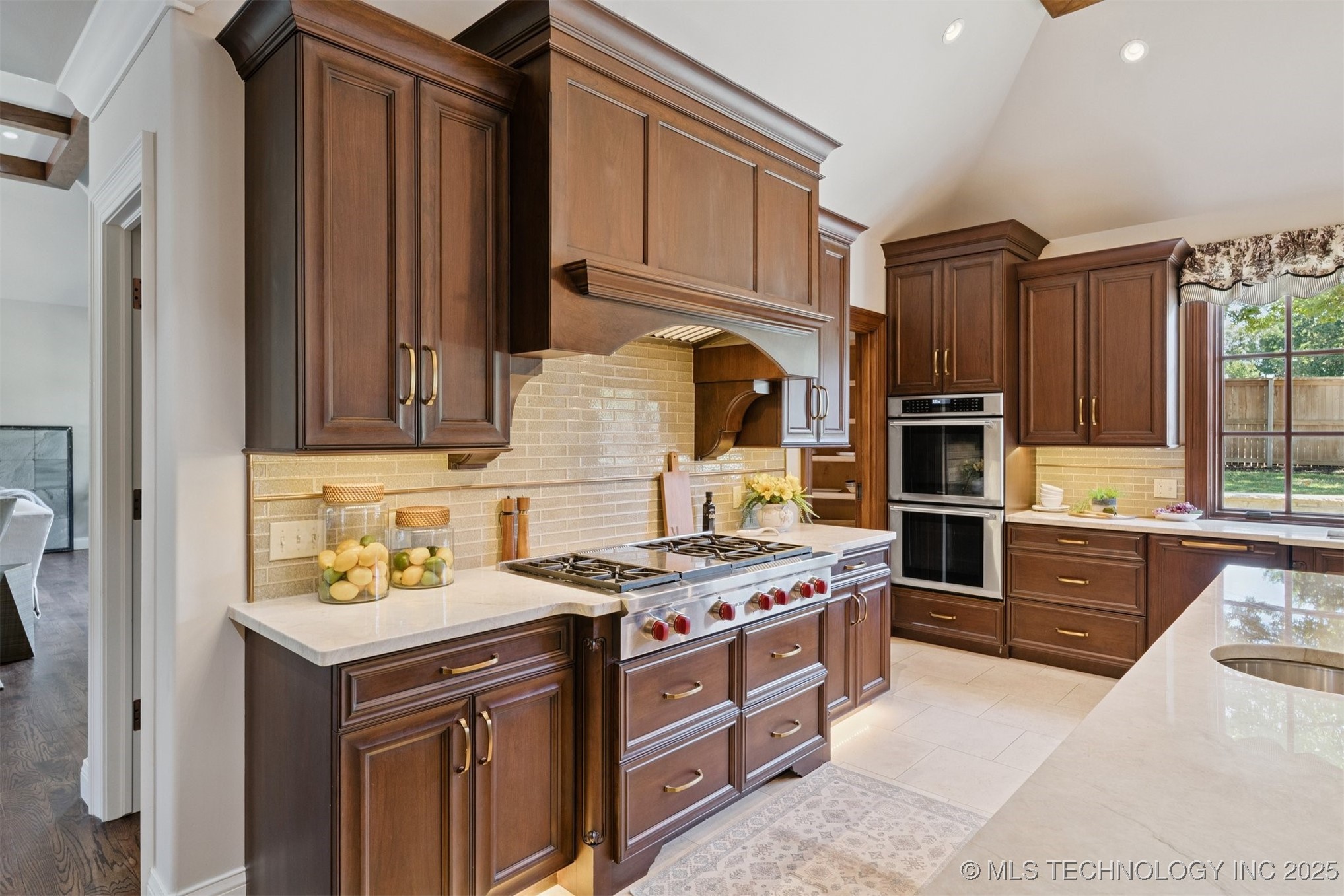 3633 E 104th Street