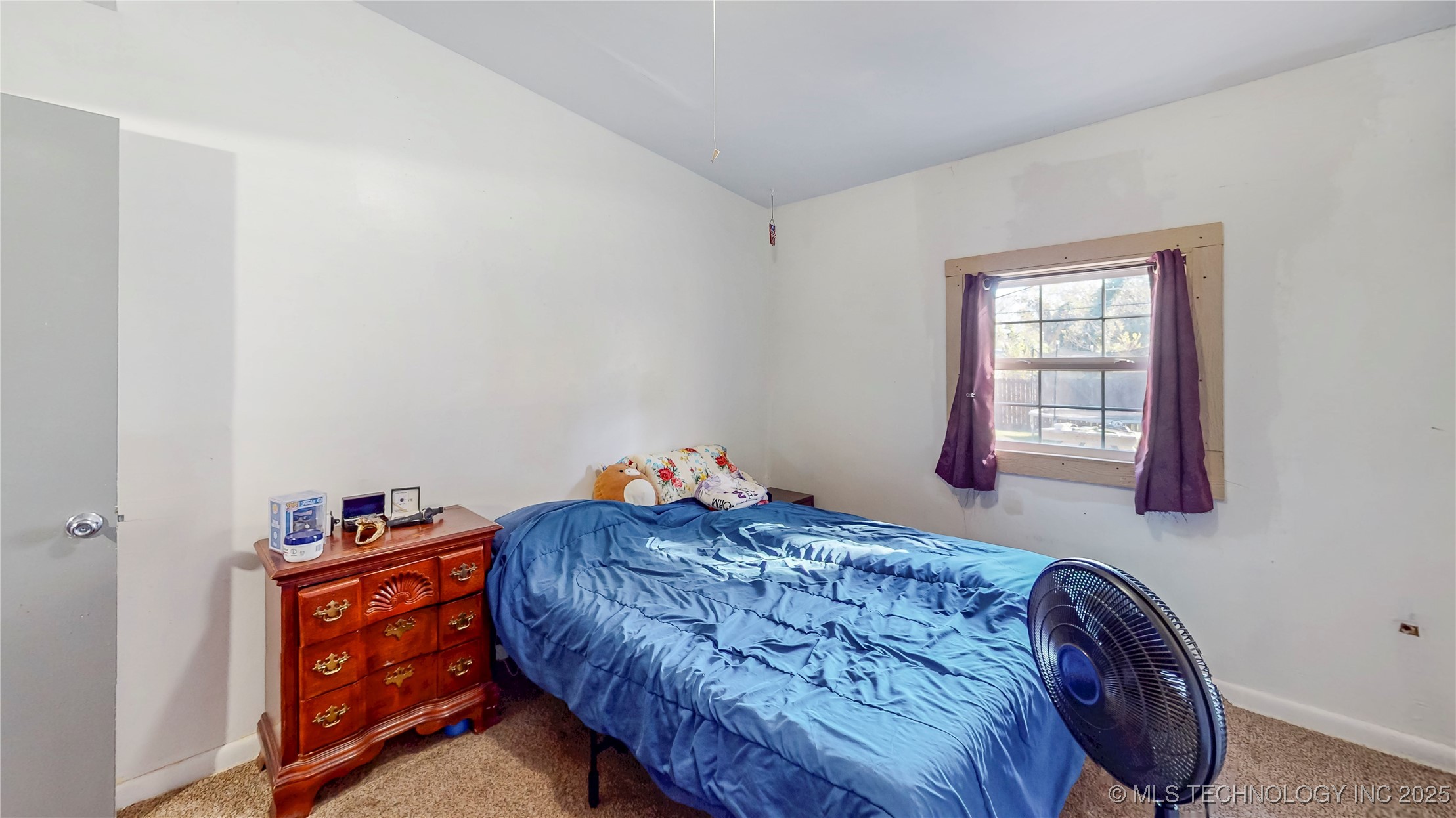 614 E 52nd Street N