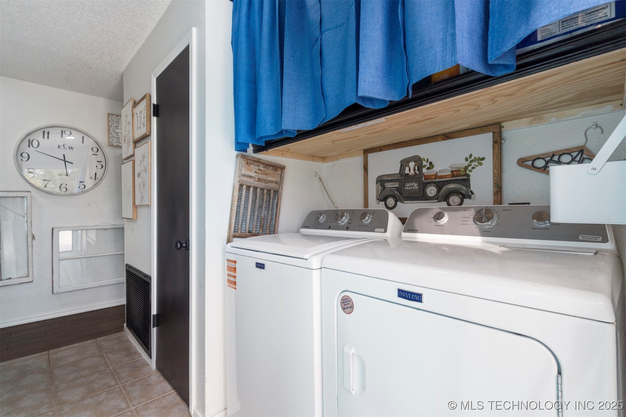 4111 W Pipestem Drive