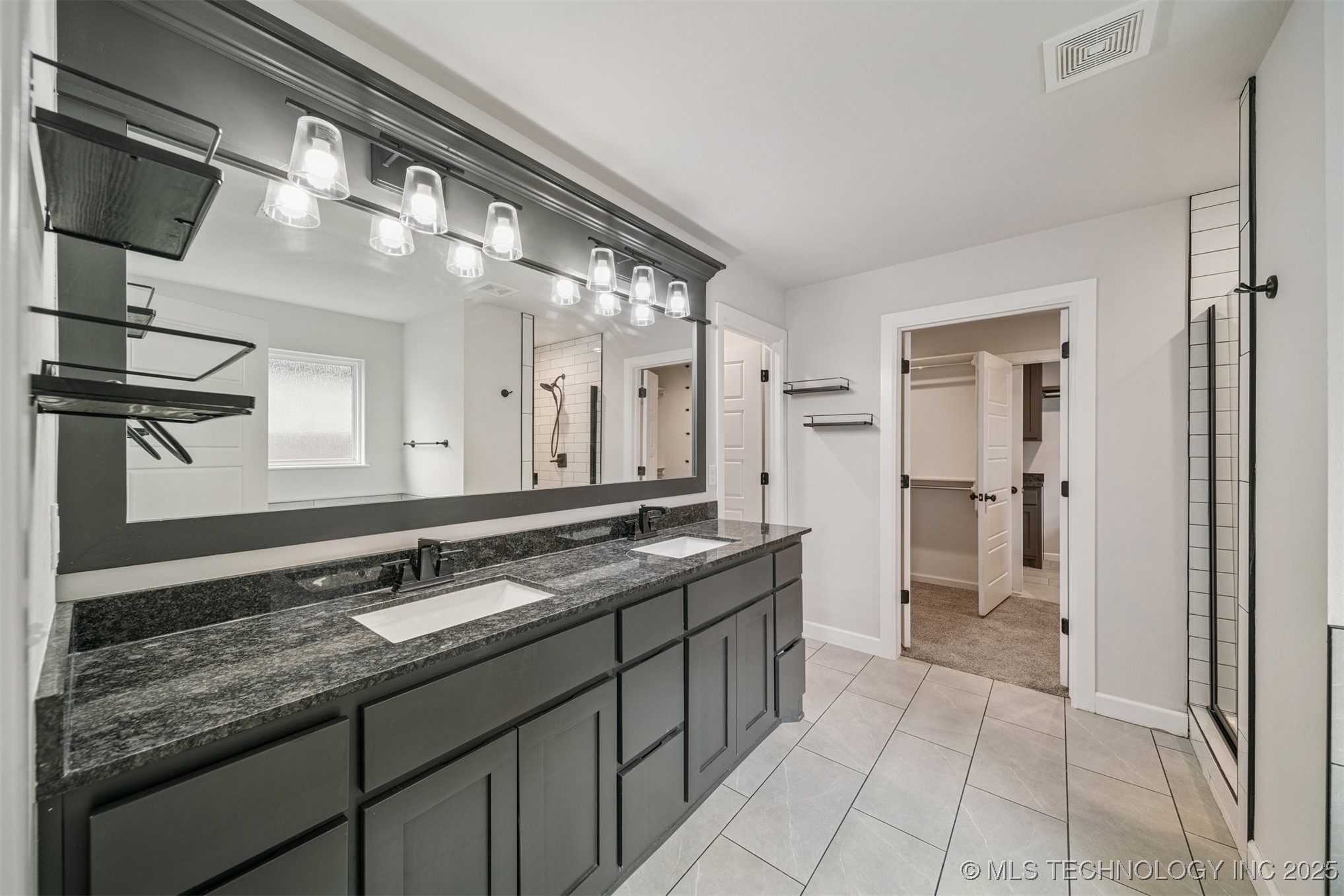 10106 S 228th East Avenue