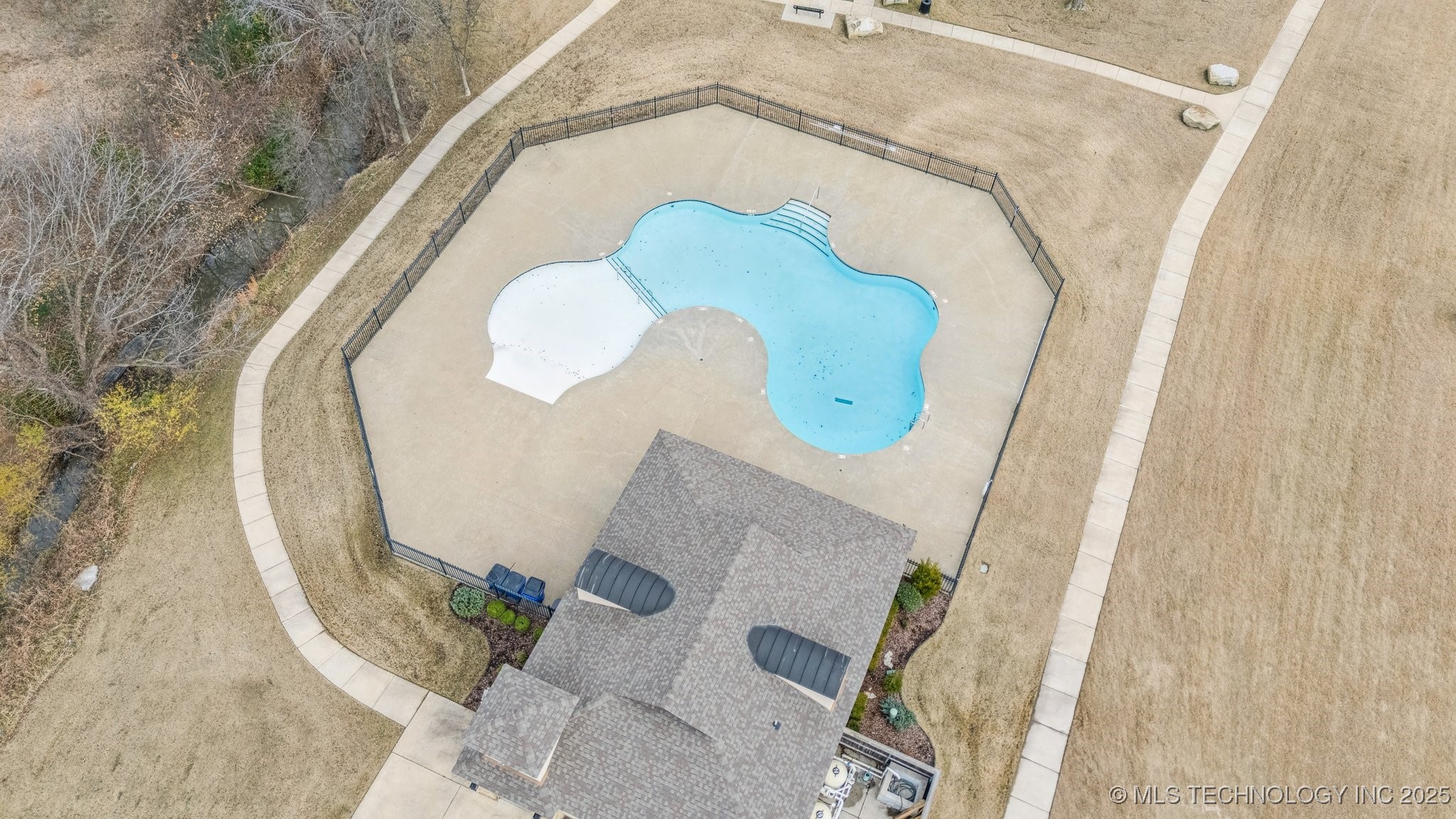 10106 S 228th East Avenue