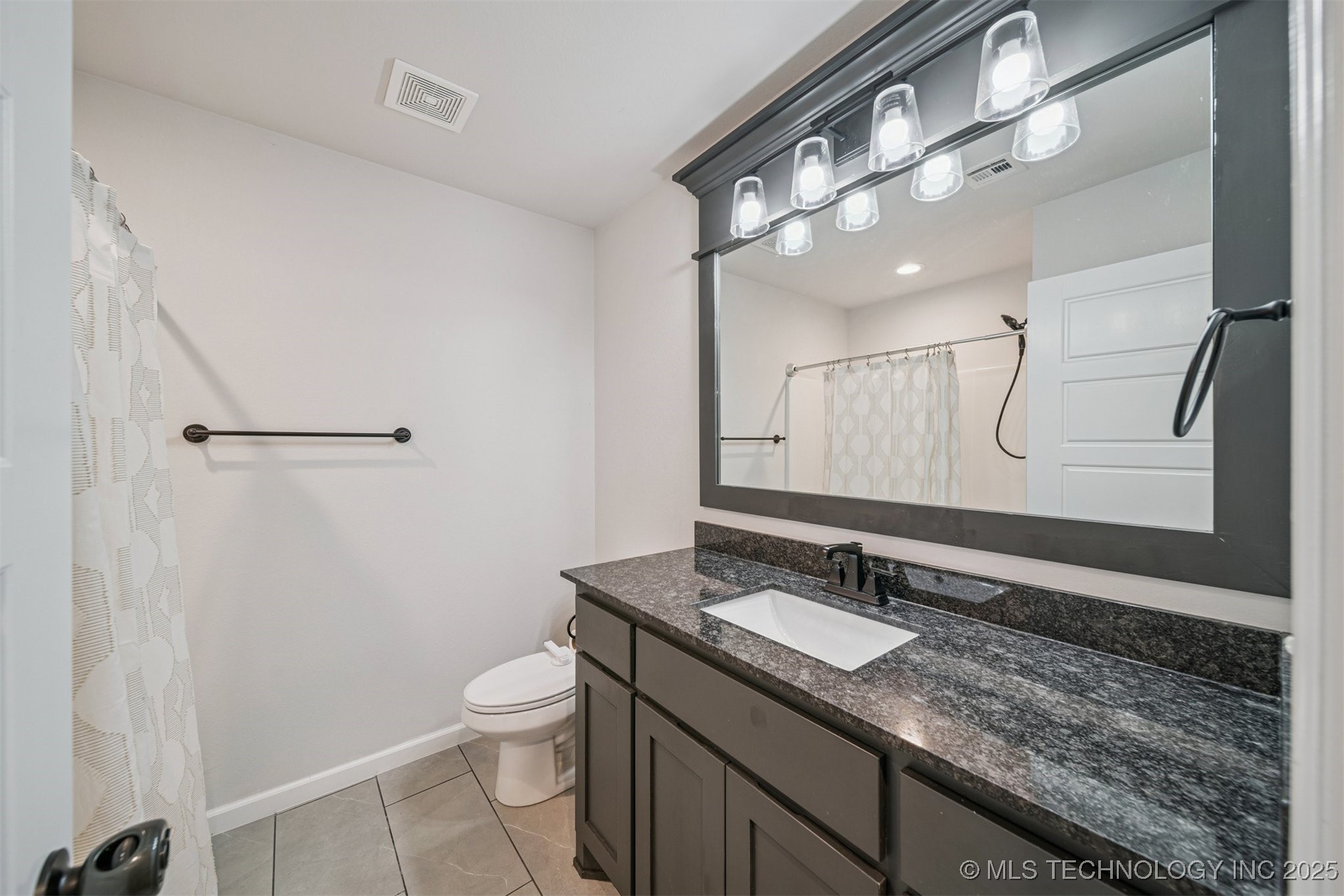 10106 S 228th East Avenue