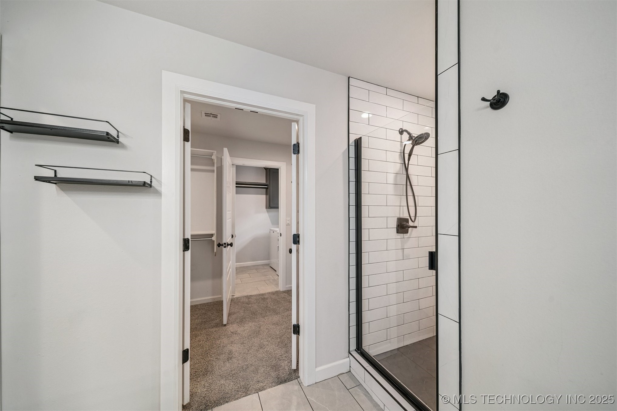 10106 S 228th East Avenue