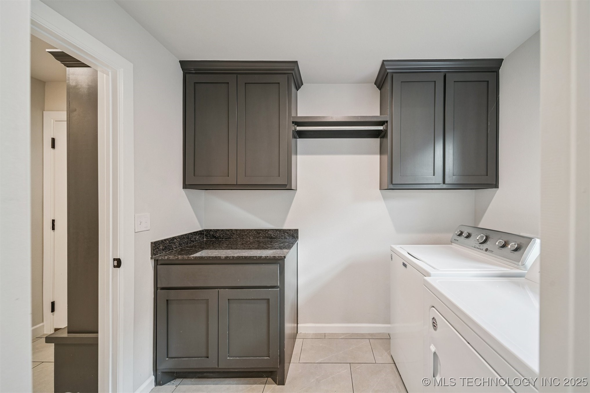 10106 S 228th East Avenue