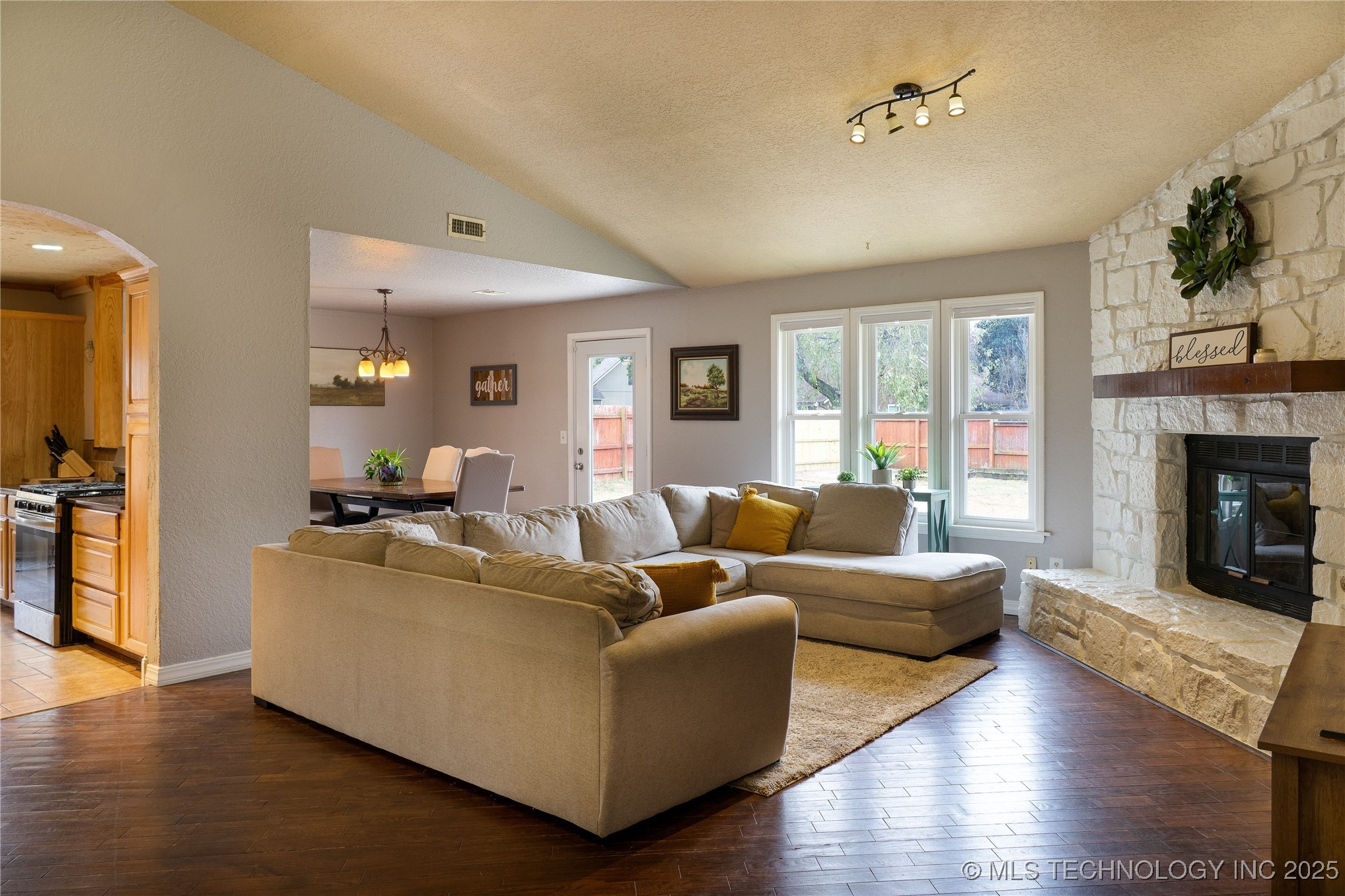 428 W 113th Street S