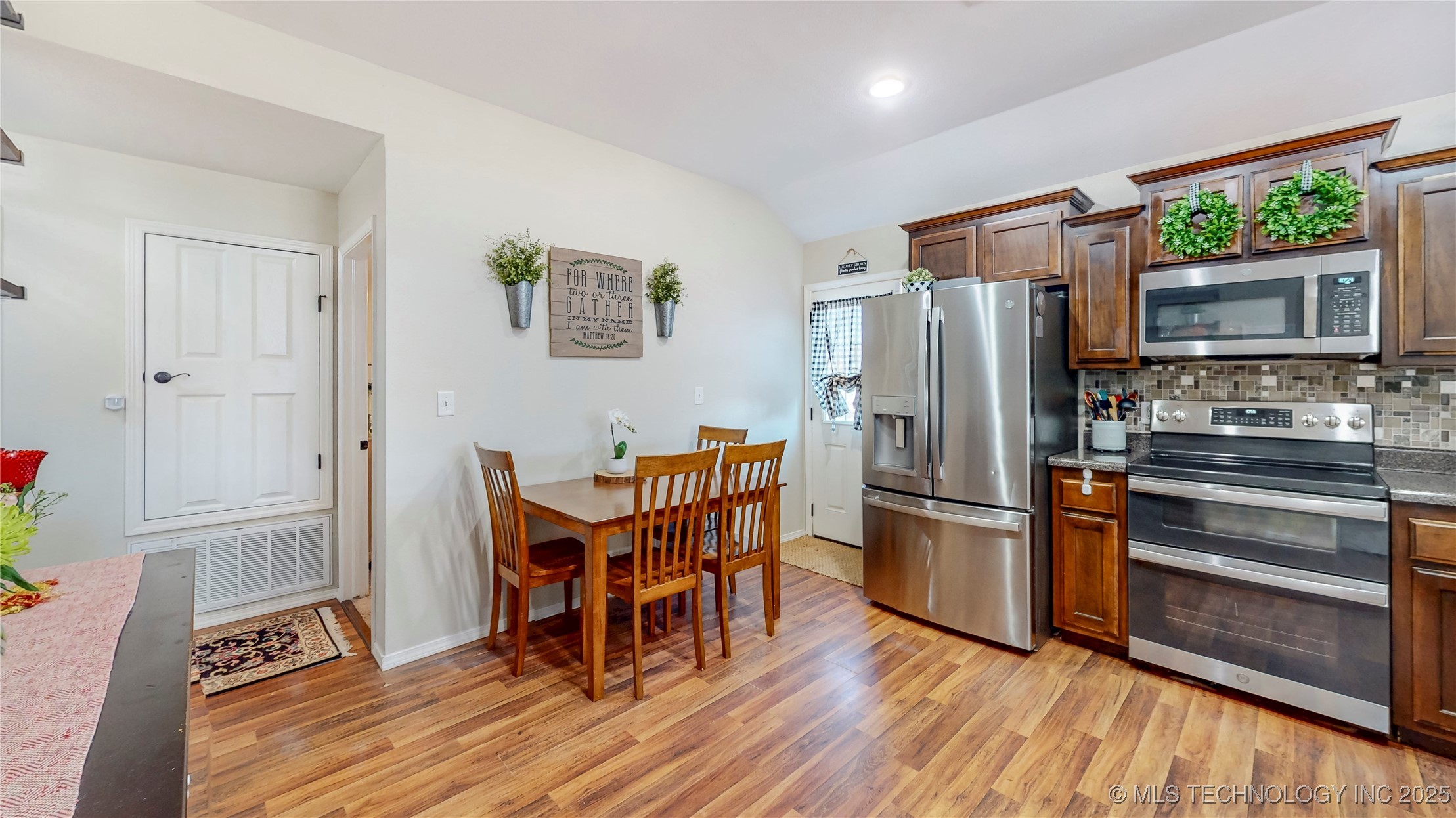 9248 S 254th East Avenue