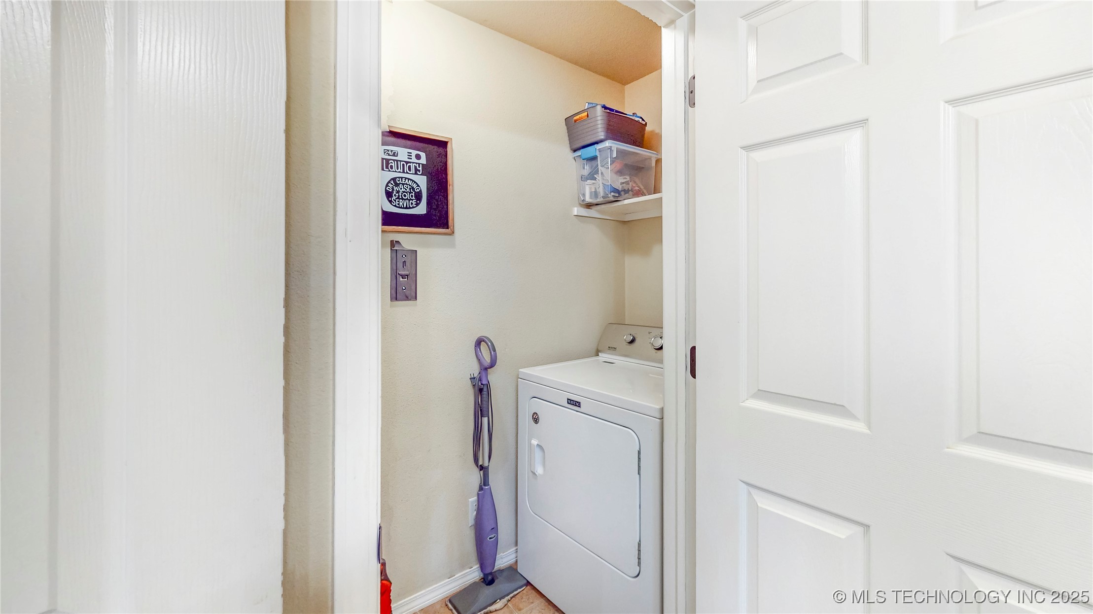 9248 S 254th East Avenue