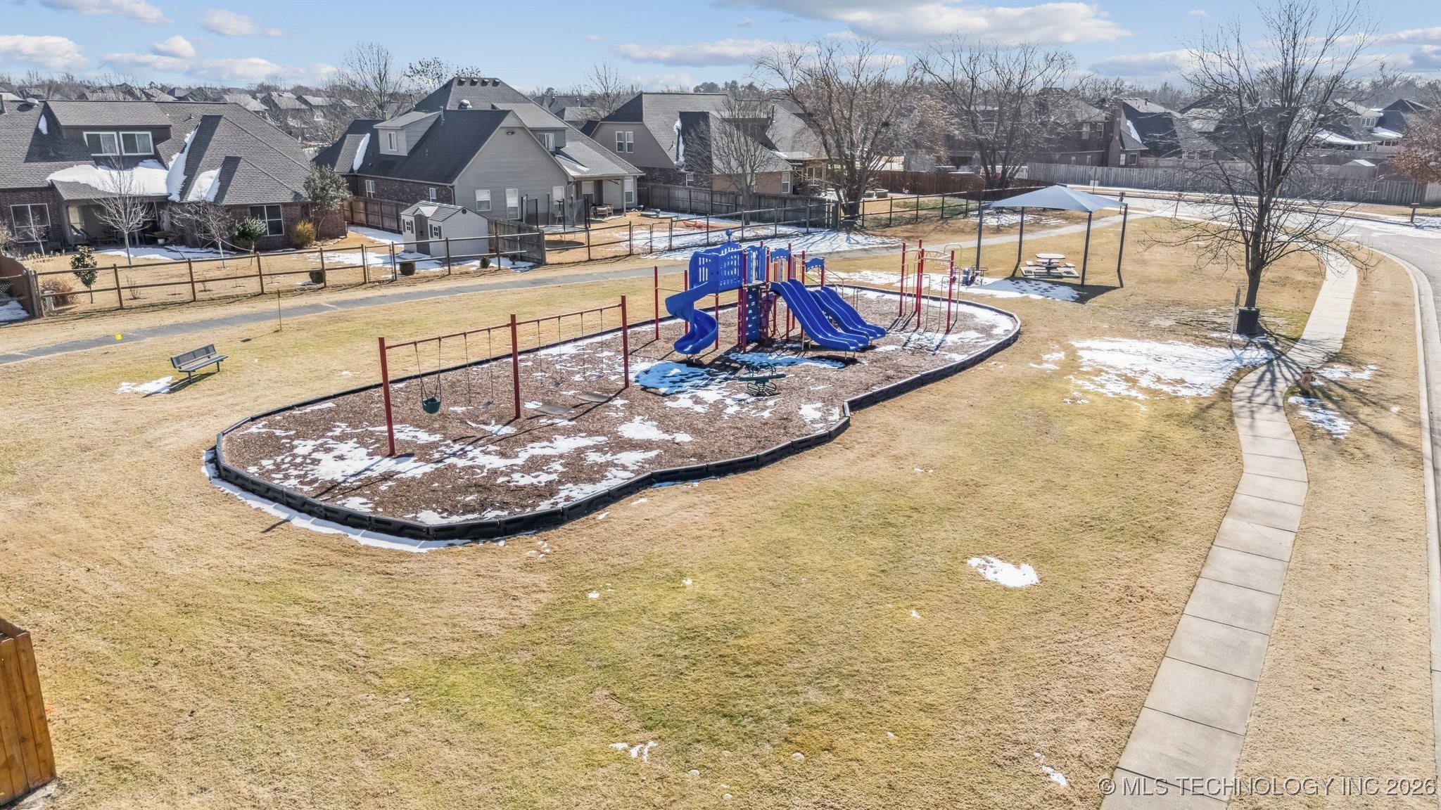 11710 S Willow Place