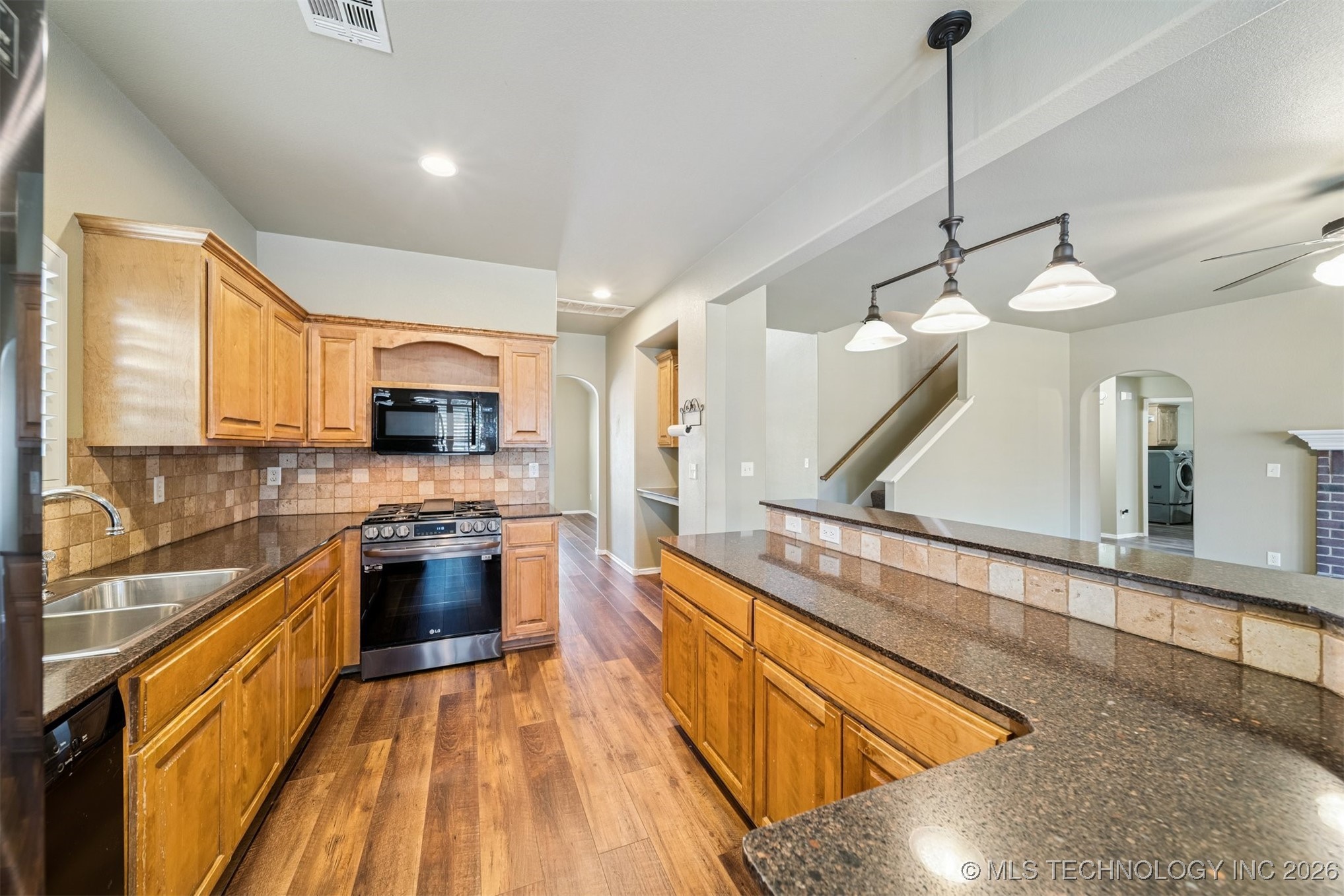 11710 S Willow Place