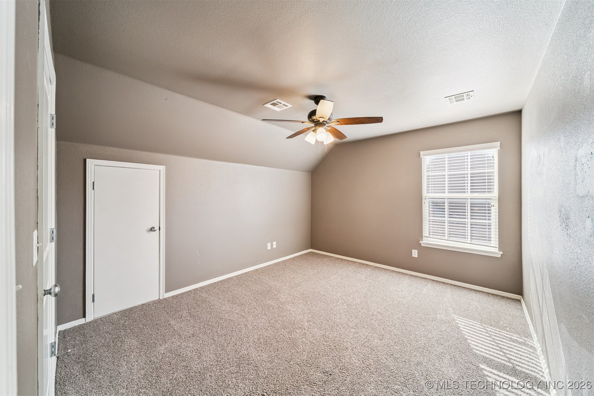 11710 S Willow Place