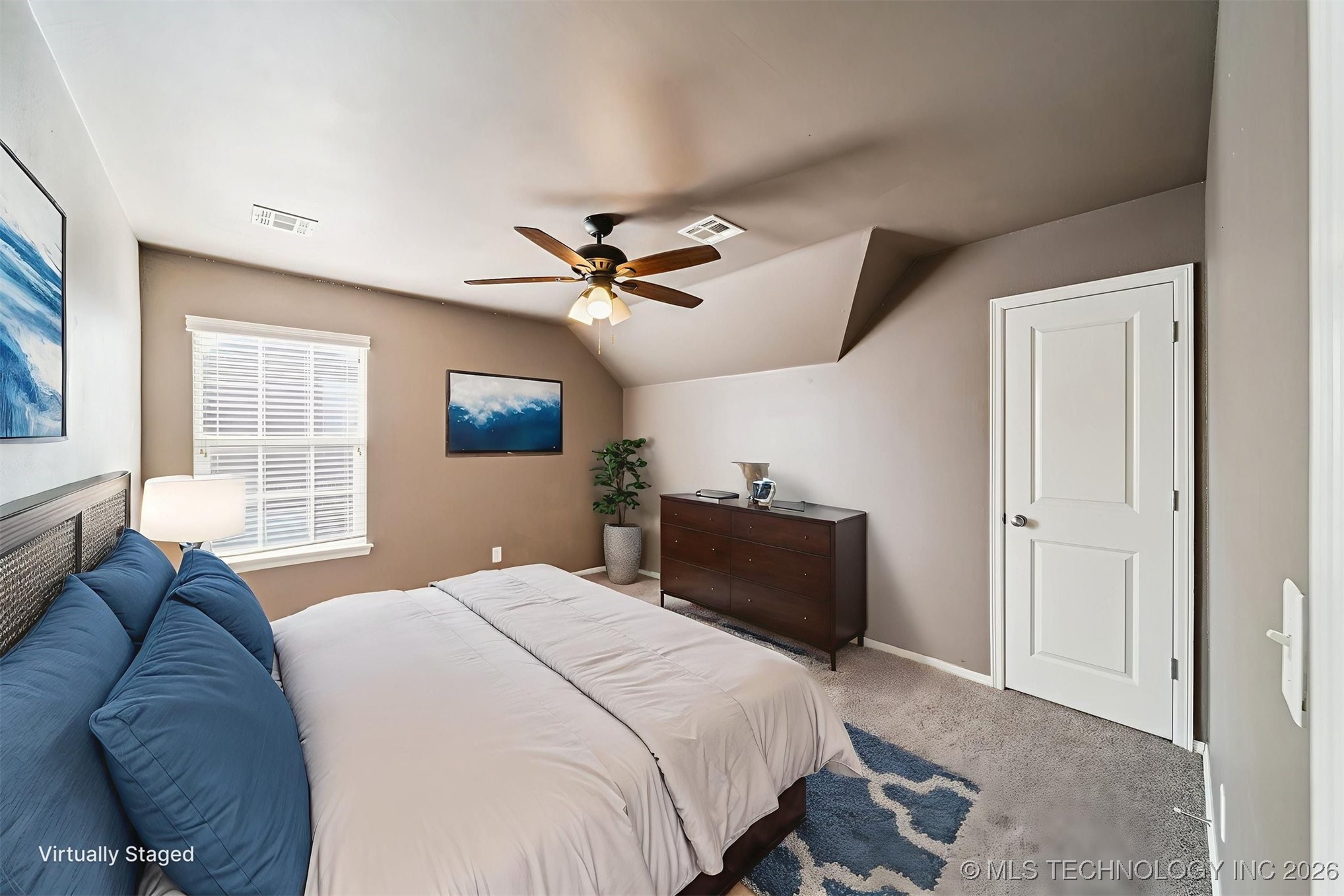 11710 S Willow Place