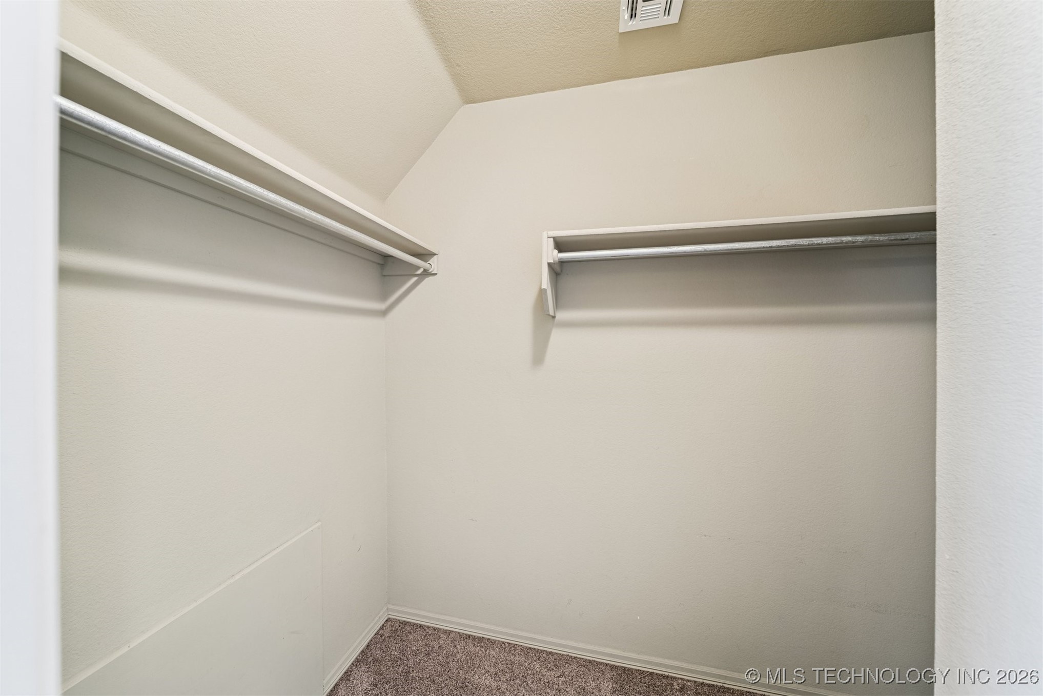 11710 S Willow Place