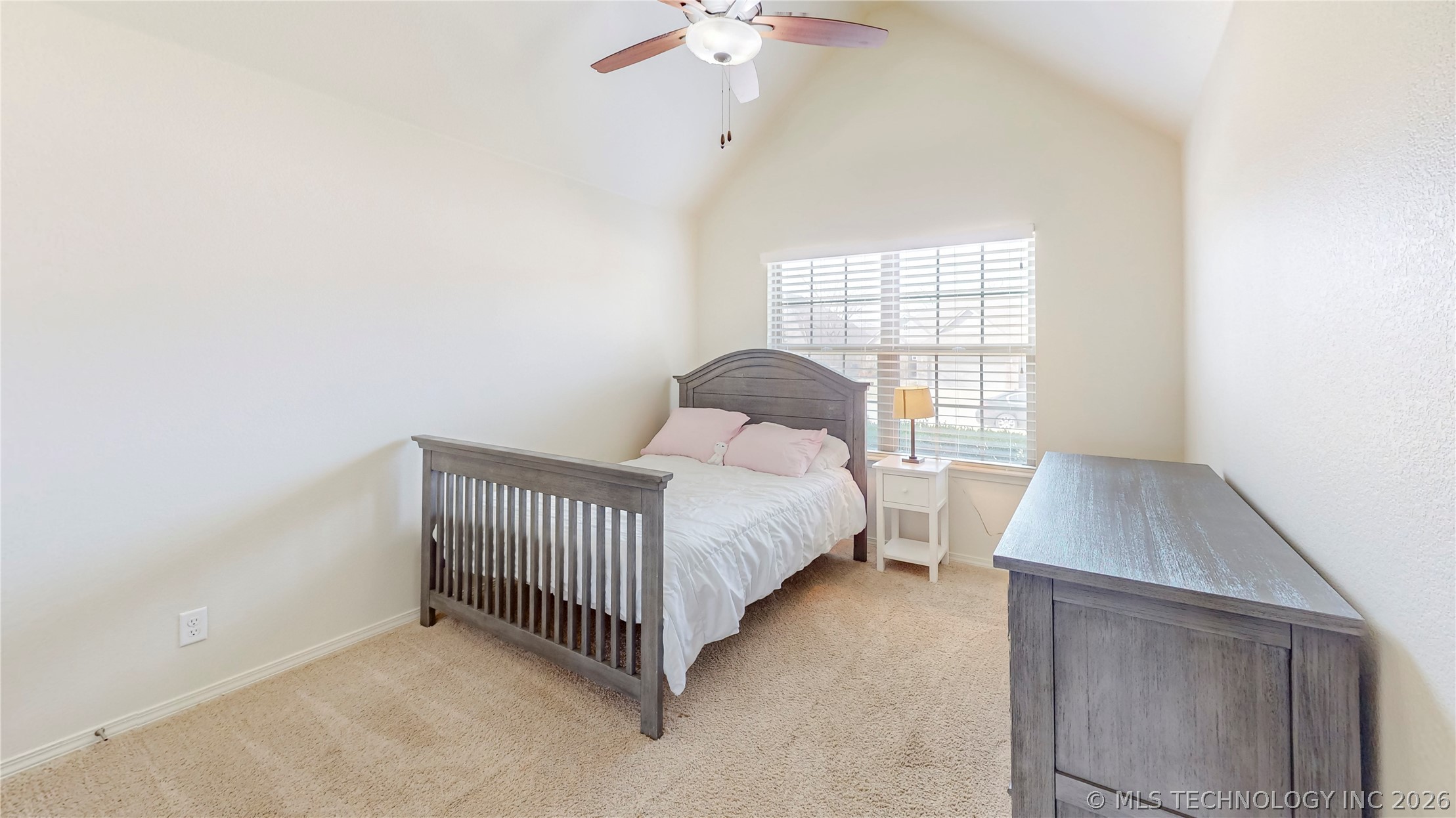 1601 E Pasadena Street