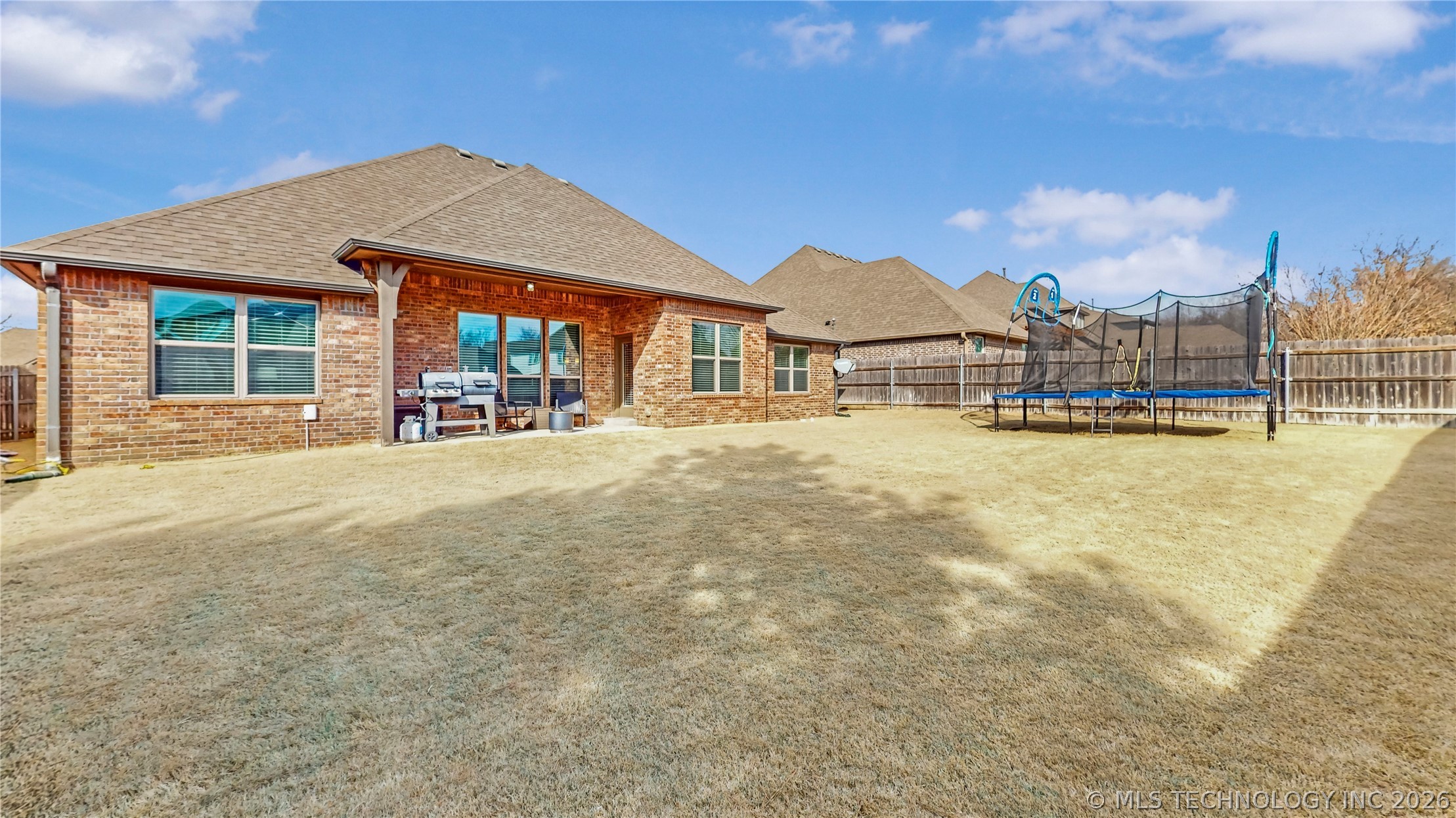 1601 E Pasadena Street