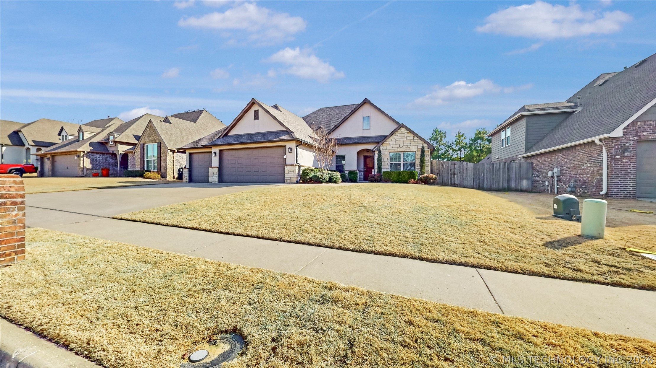 1601 E Pasadena Street