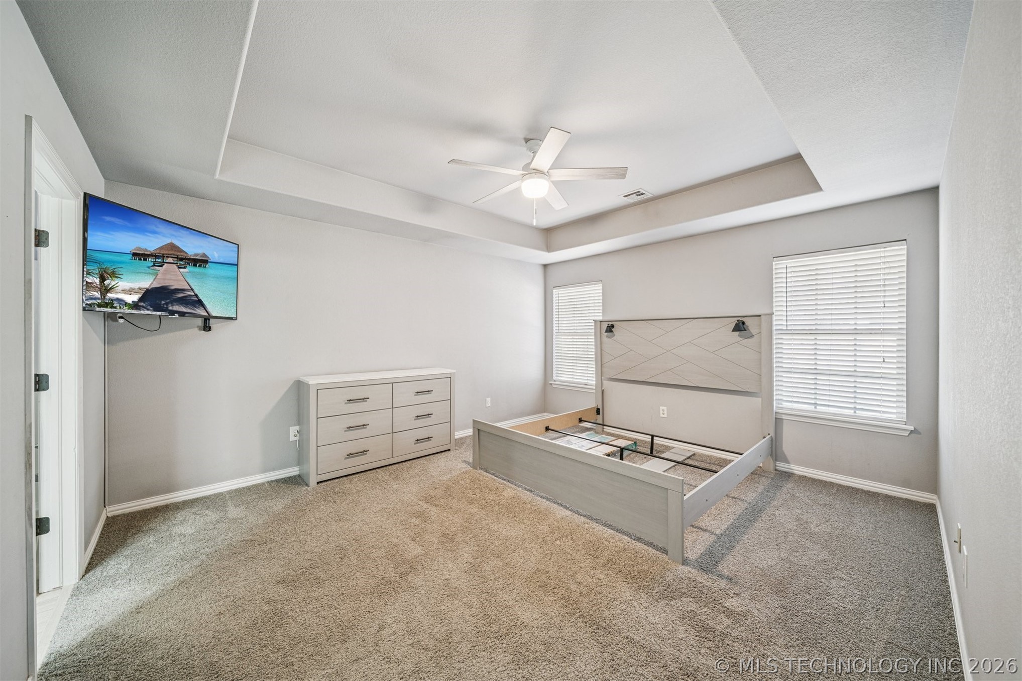 1417 E 145th Street S