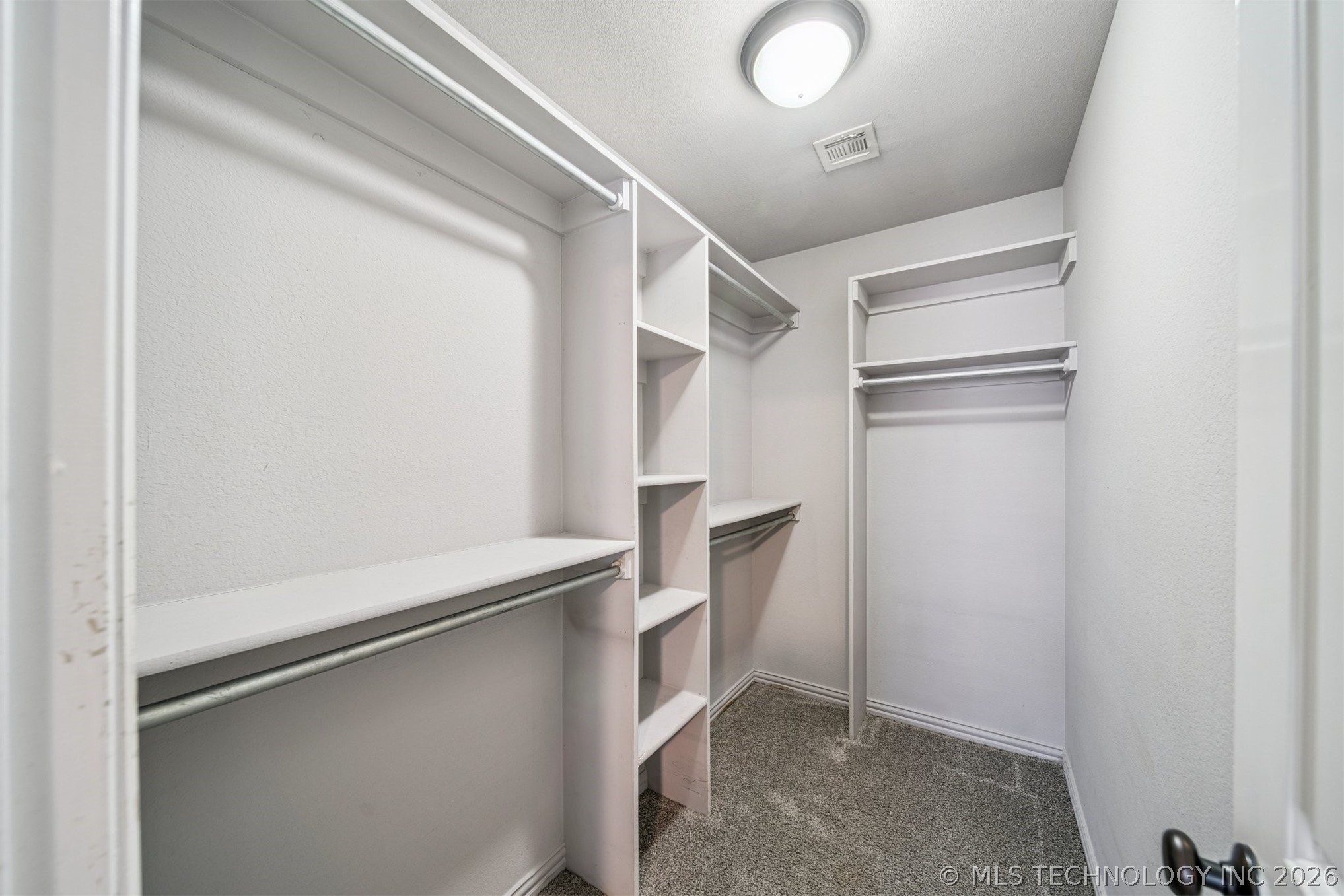 1417 E 145th Street S