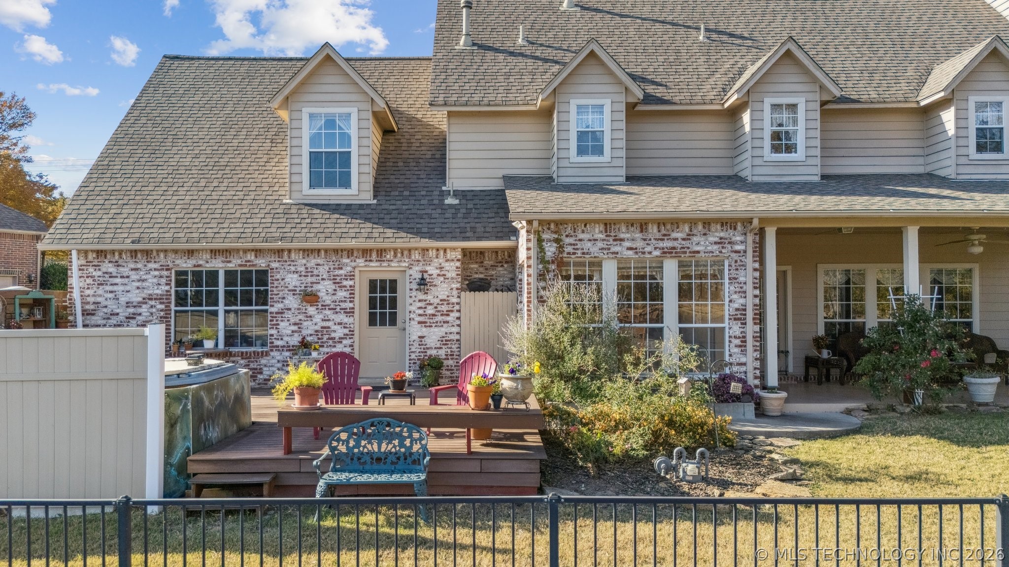 12231 S 18th Avenue E