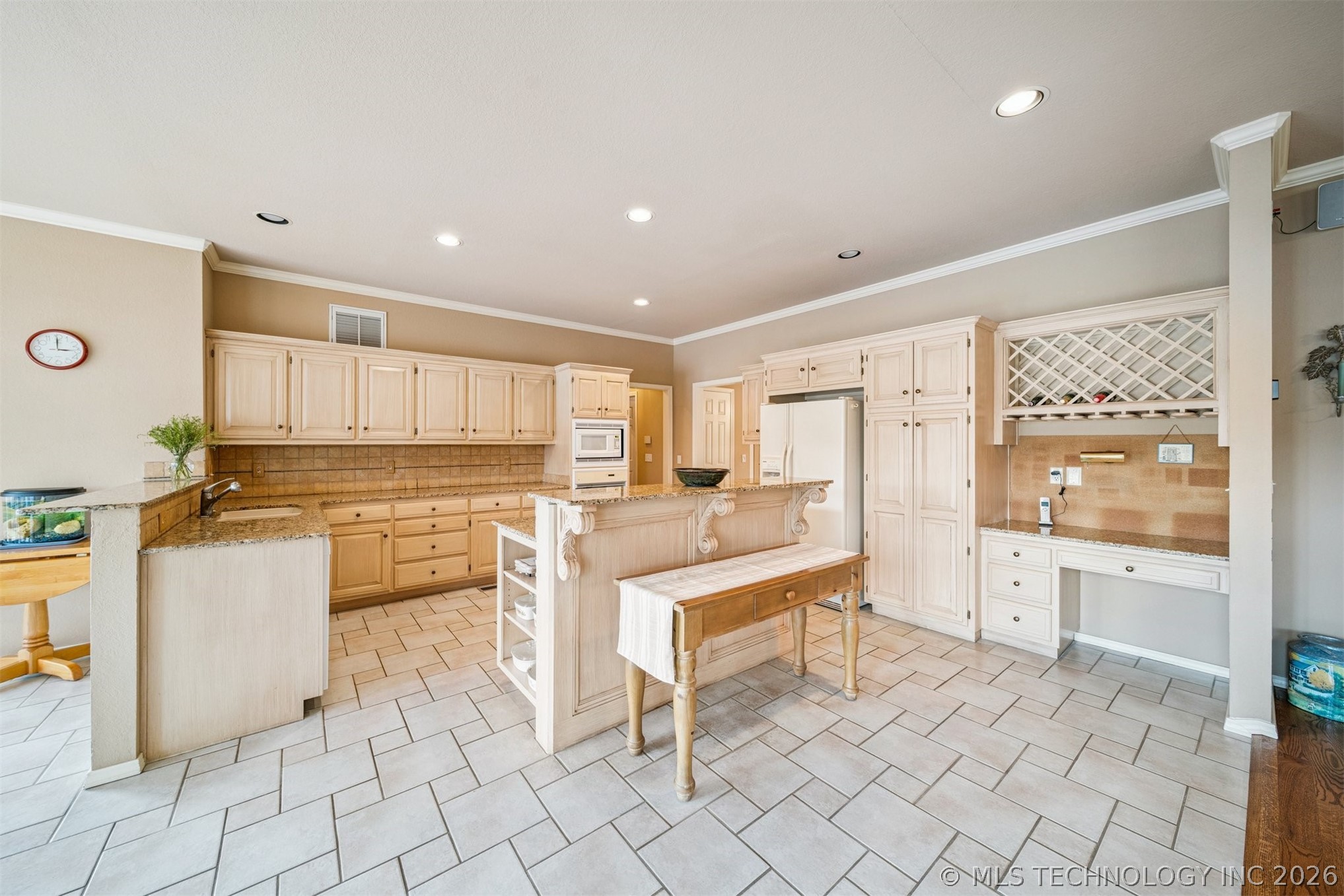 12231 S 18th Avenue E