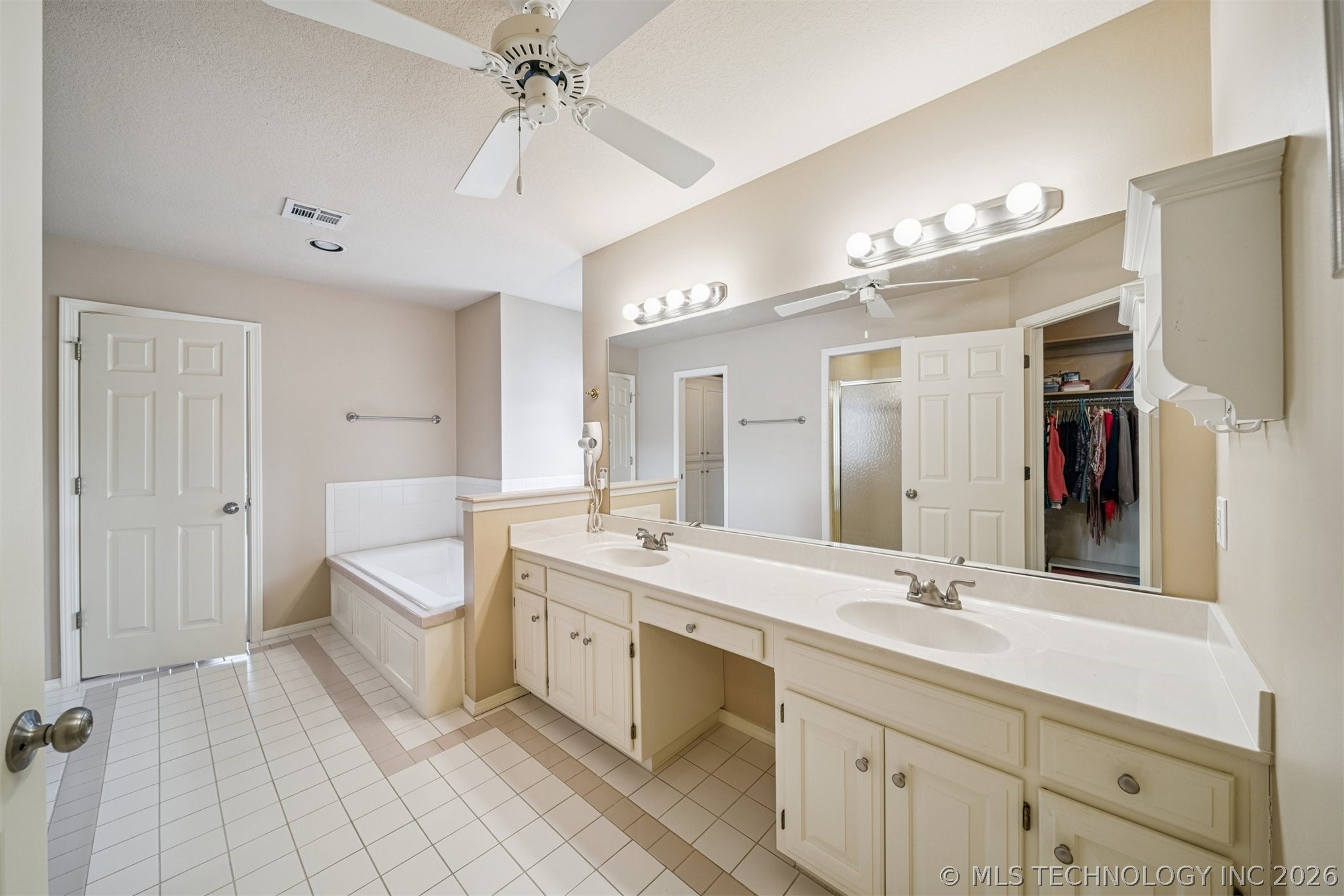 12231 S 18th Avenue E