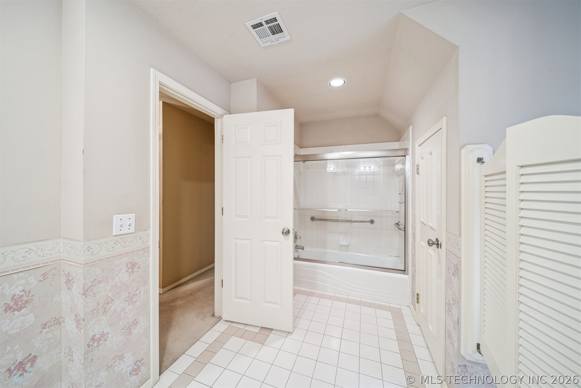 12231 S 18th Avenue E