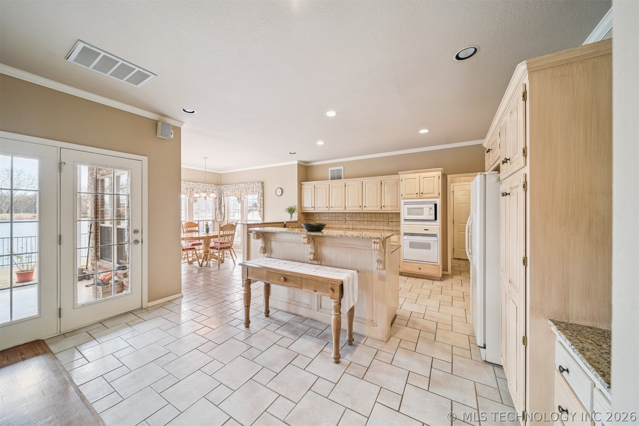 12231 S 18th Avenue E