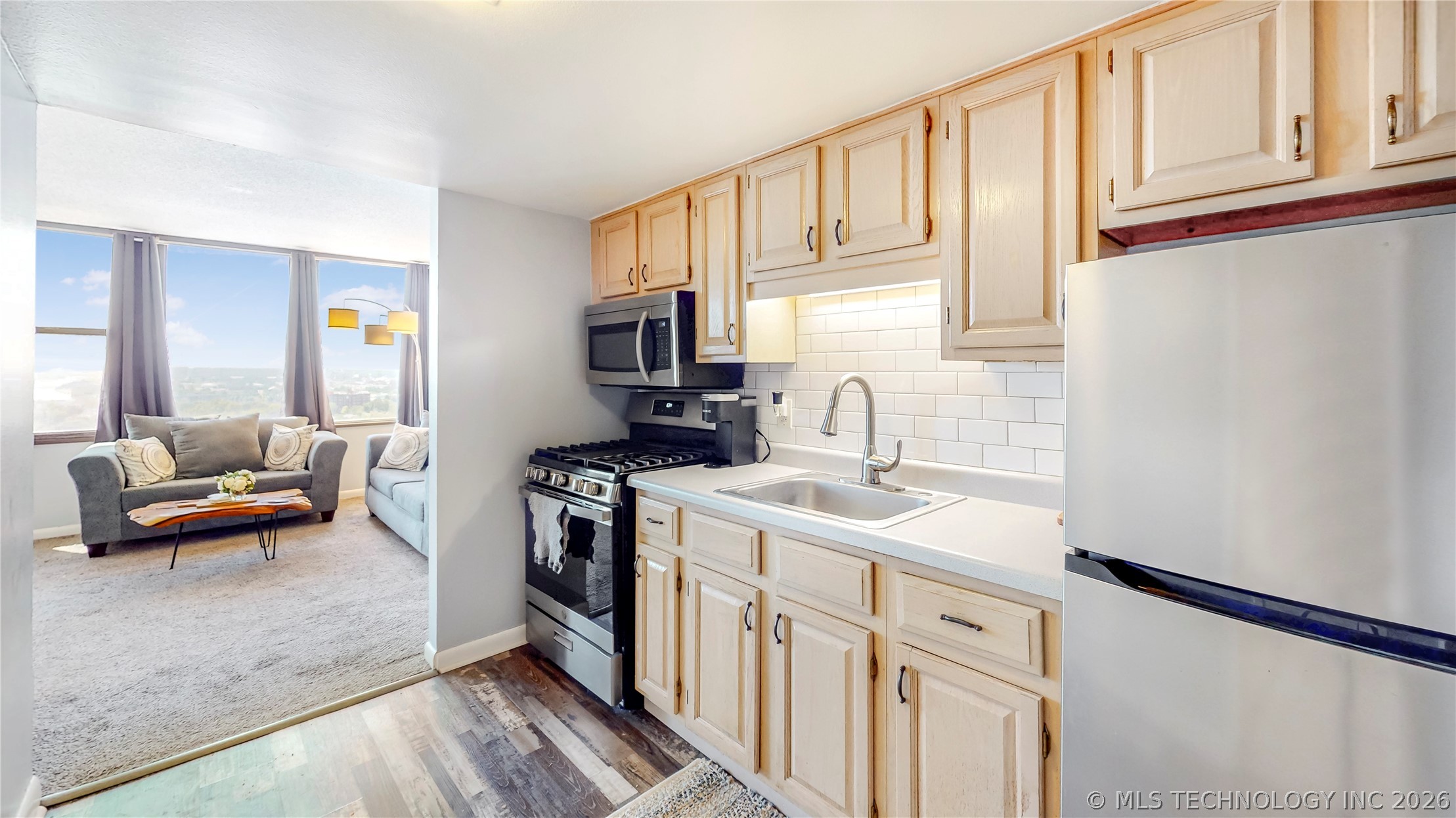 410 W 7th Street 1921