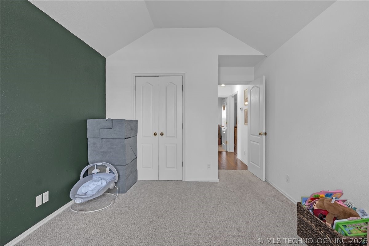 11822 N 107th East Avenue