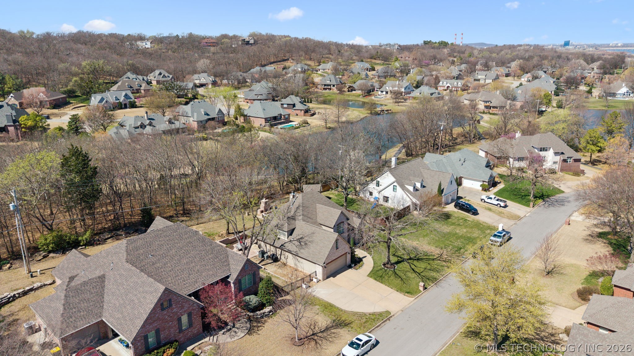 12511 S 18th Circle E