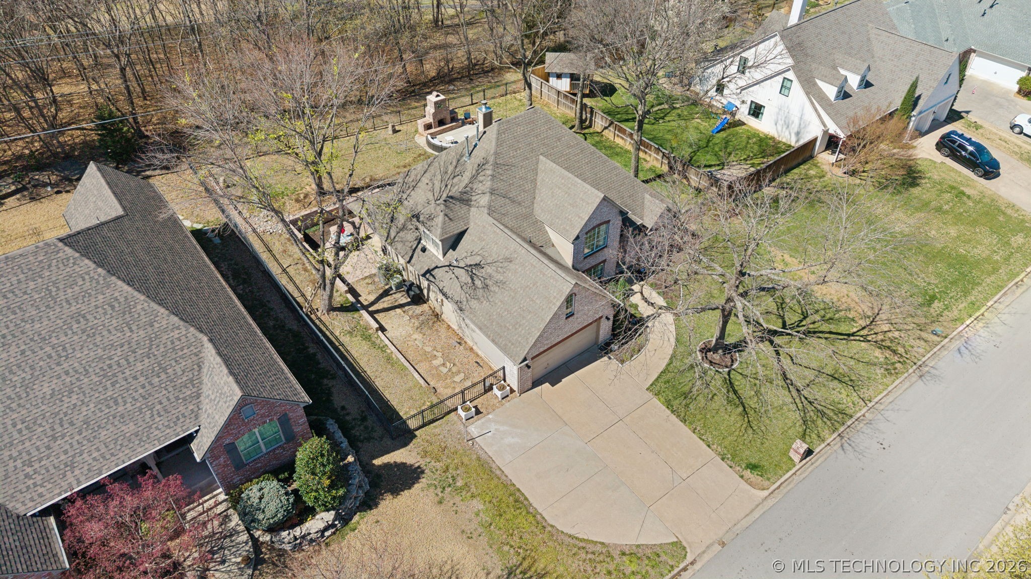 12511 S 18th Circle E