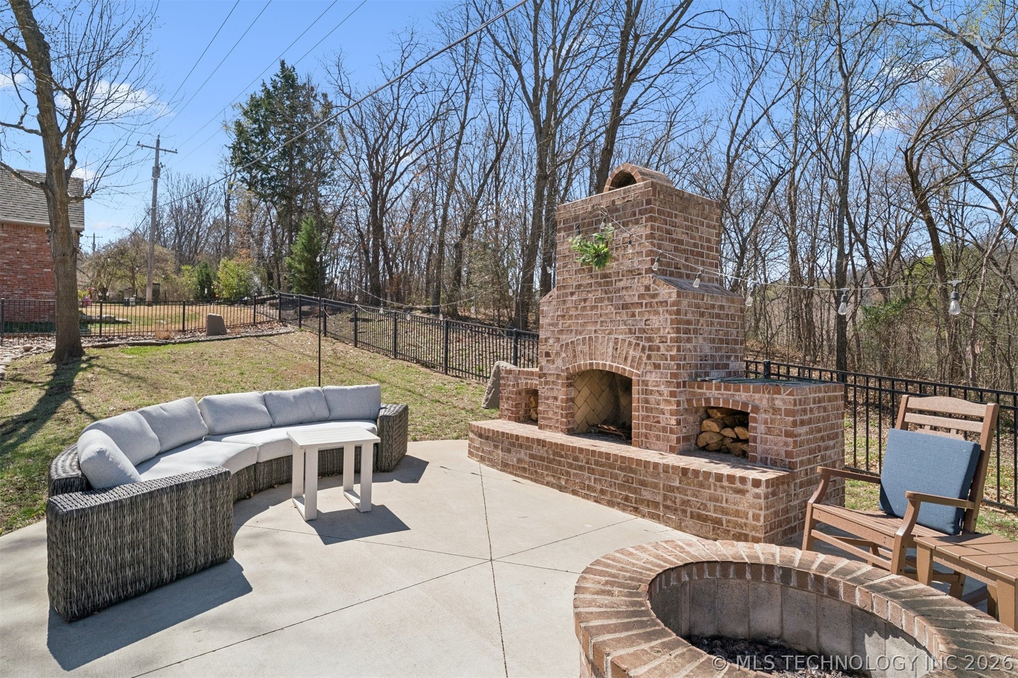 12511 S 18th Circle E