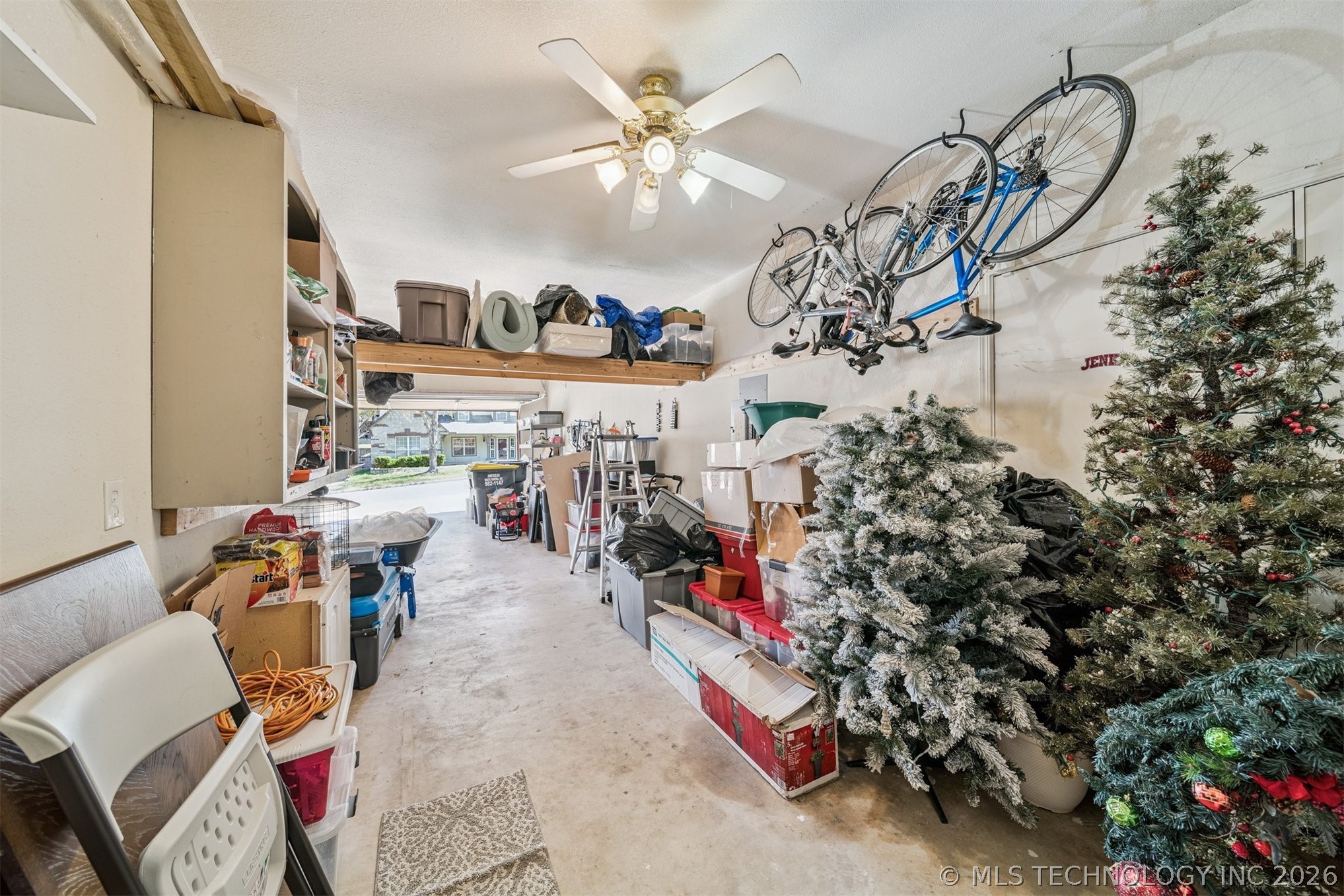 12511 S 18th Circle E