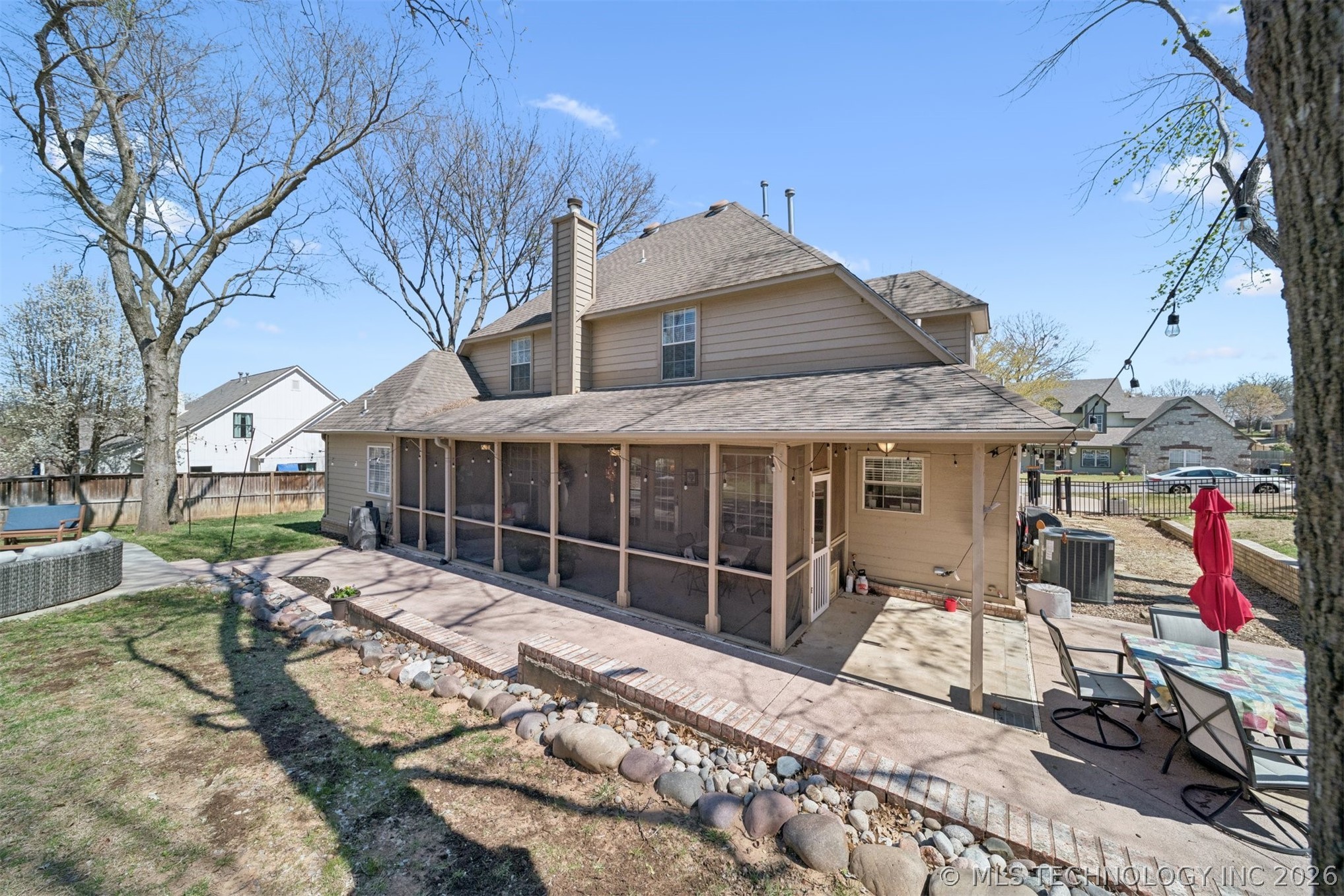 12511 S 18th Circle E