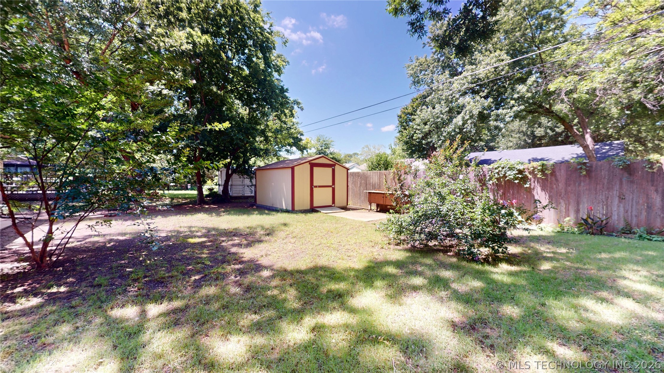 1535 E 54th Street