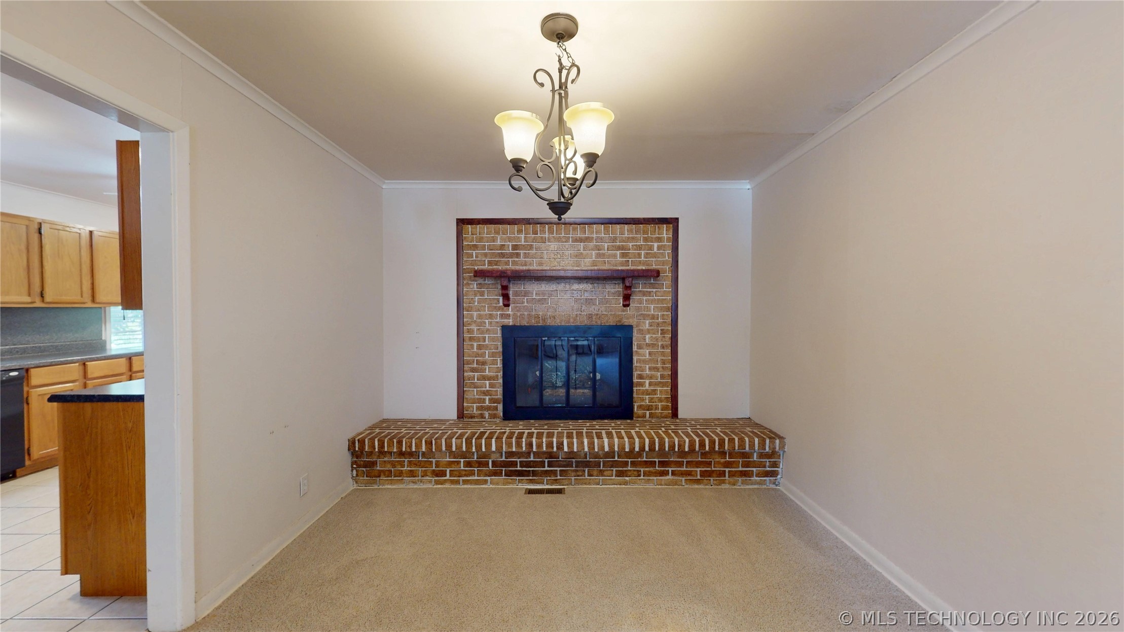 1535 E 54th Street