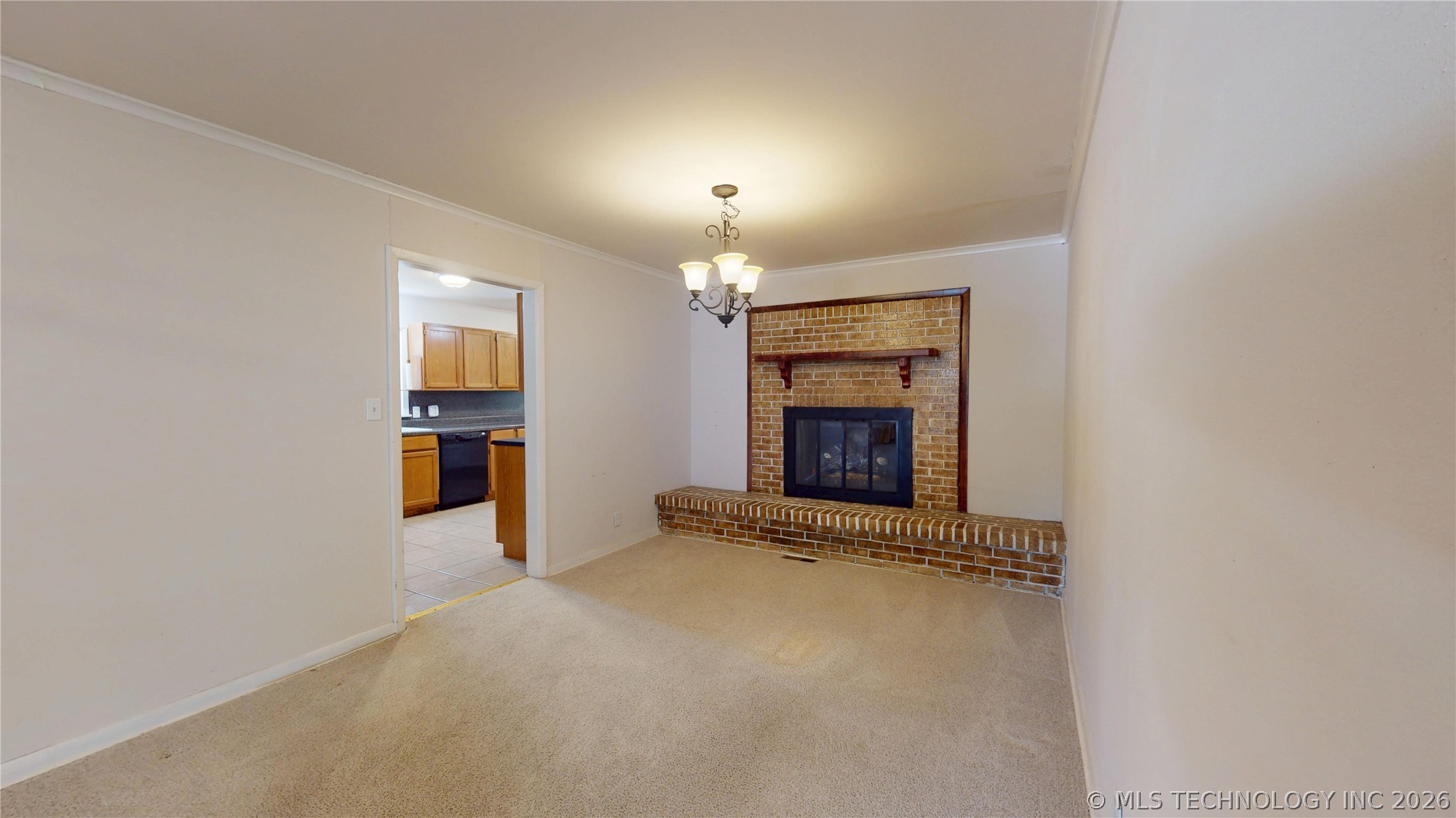 1535 E 54th Street