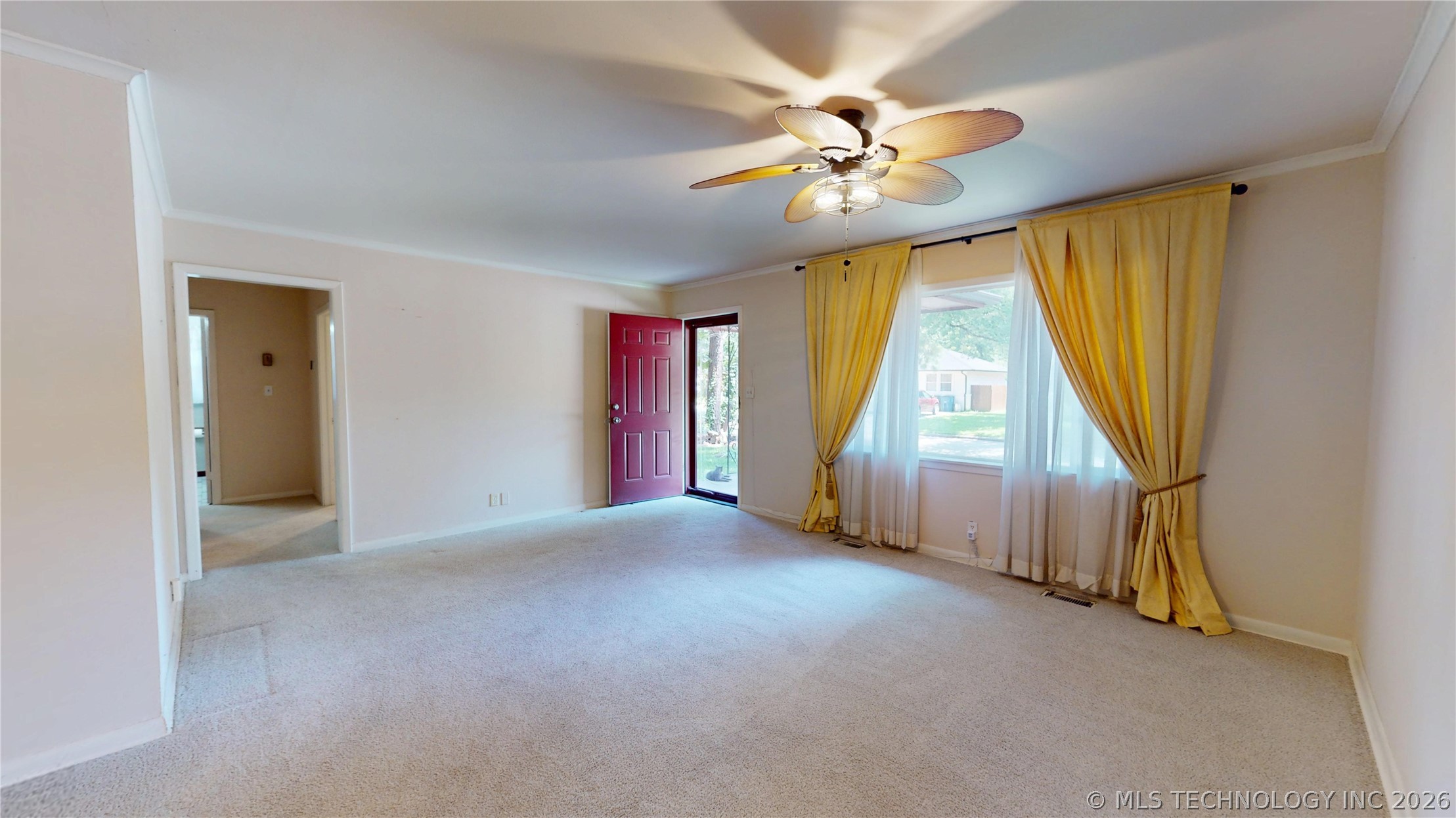 1535 E 54th Street