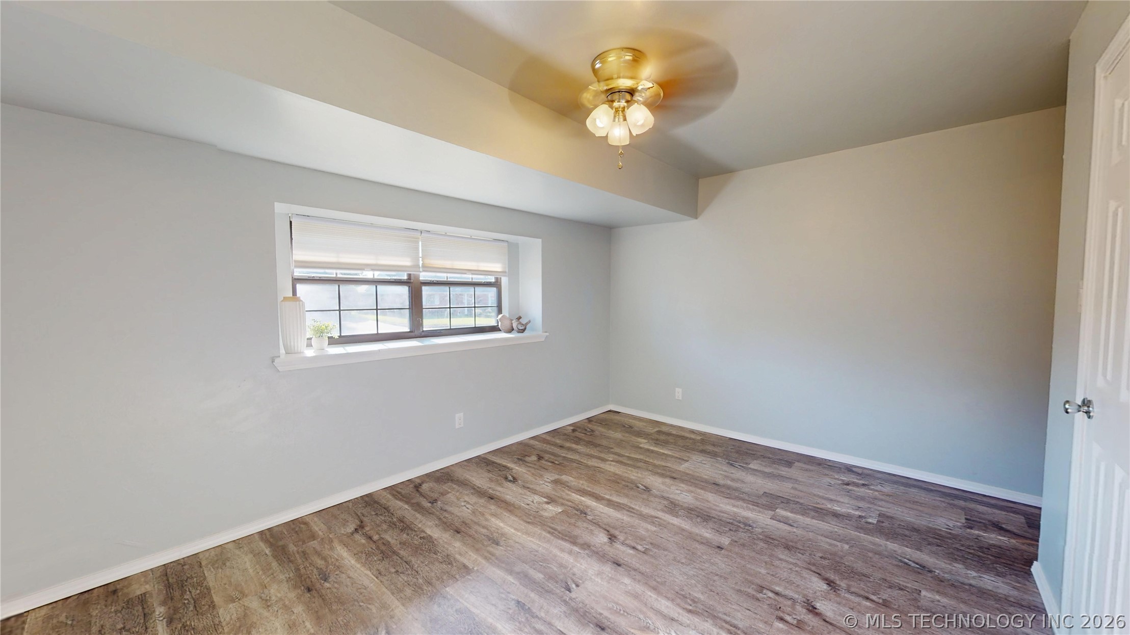 4403 N Chapman